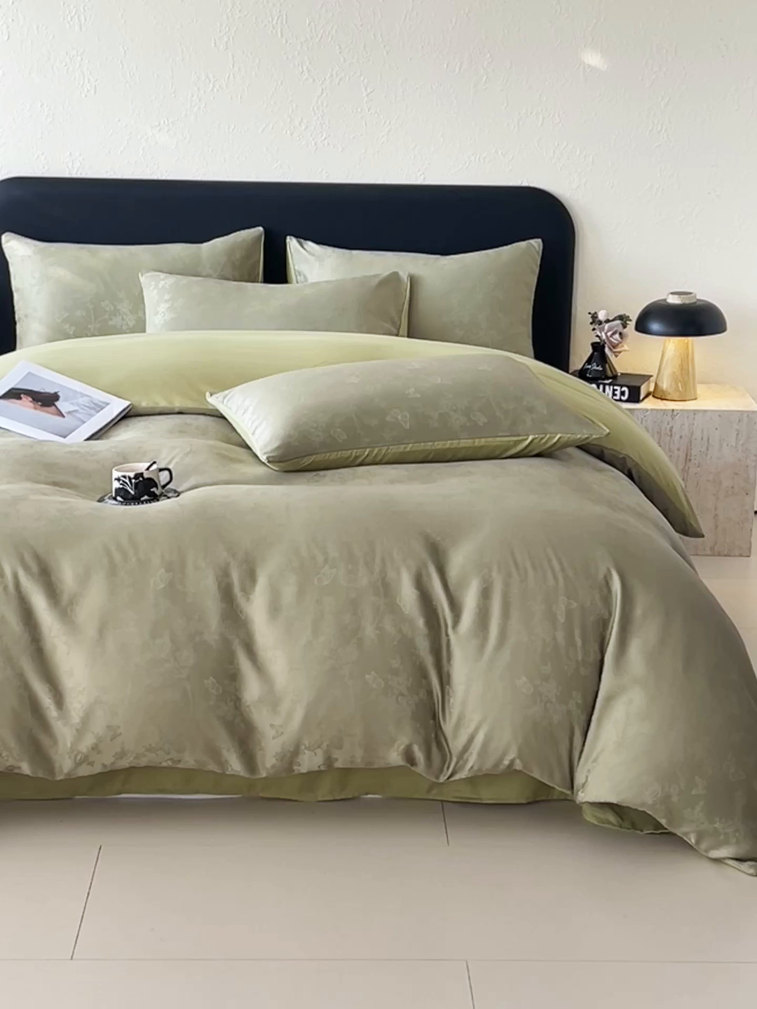 91家纺网 家纺一手货源 找家纺 大麦乐田 2026春夏新款贡缎提花纯色双拼四件套 爱草 抹茶绿