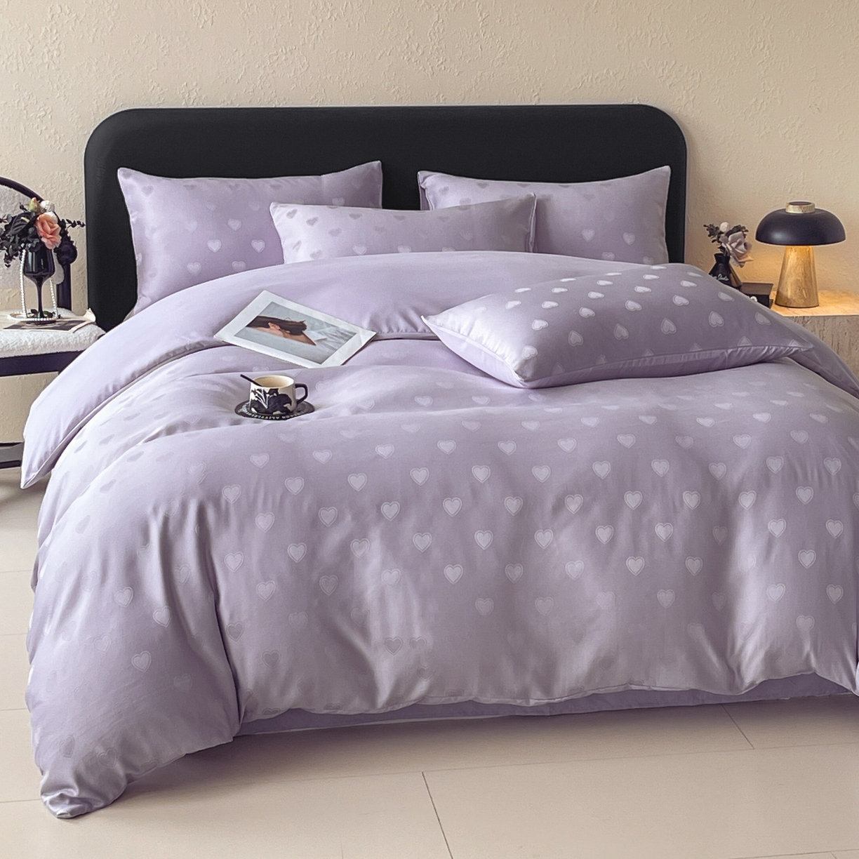 91家纺网 家纺一手货源 找家纺 大麦乐田 2026春夏新款贡缎提花纯色双拼四件套 爱心 初恋紫