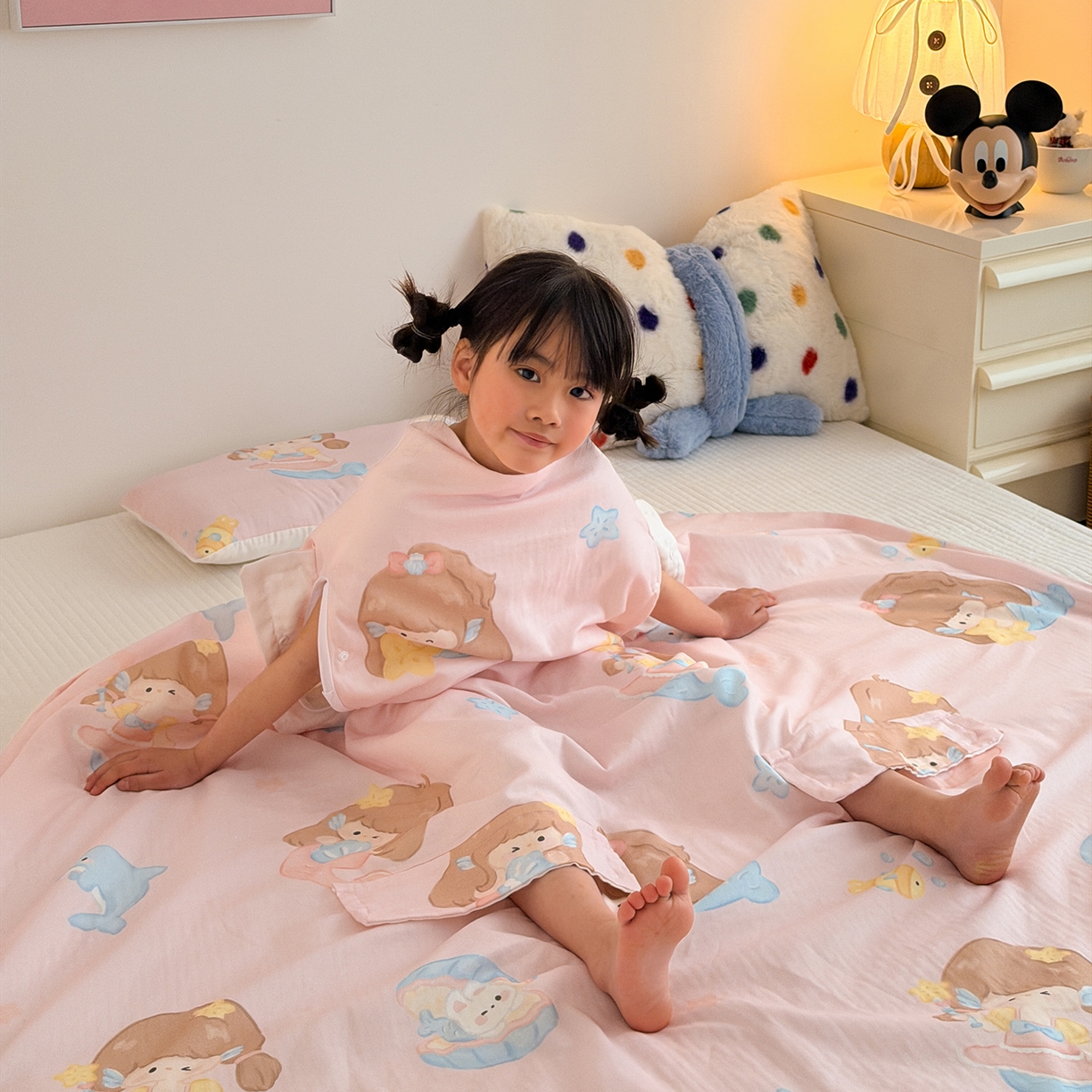91家纺网 家纺一手货源 找家纺 嗨生活 2026新款全棉纱布护肚防踢睡袋多功能盖毯宝宝夏被 儿童夏被 儿童防踢被 人鱼公主