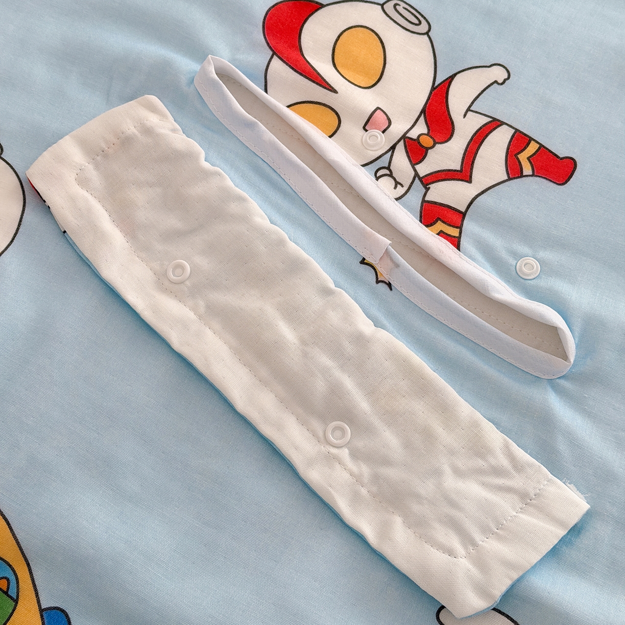 91家纺网 家纺一手货源 找家纺 嗨生活 2026新款全棉纱布护肚防踢睡袋多功能盖毯宝宝夏被 儿童夏被 儿童防踢被 宇宙超人