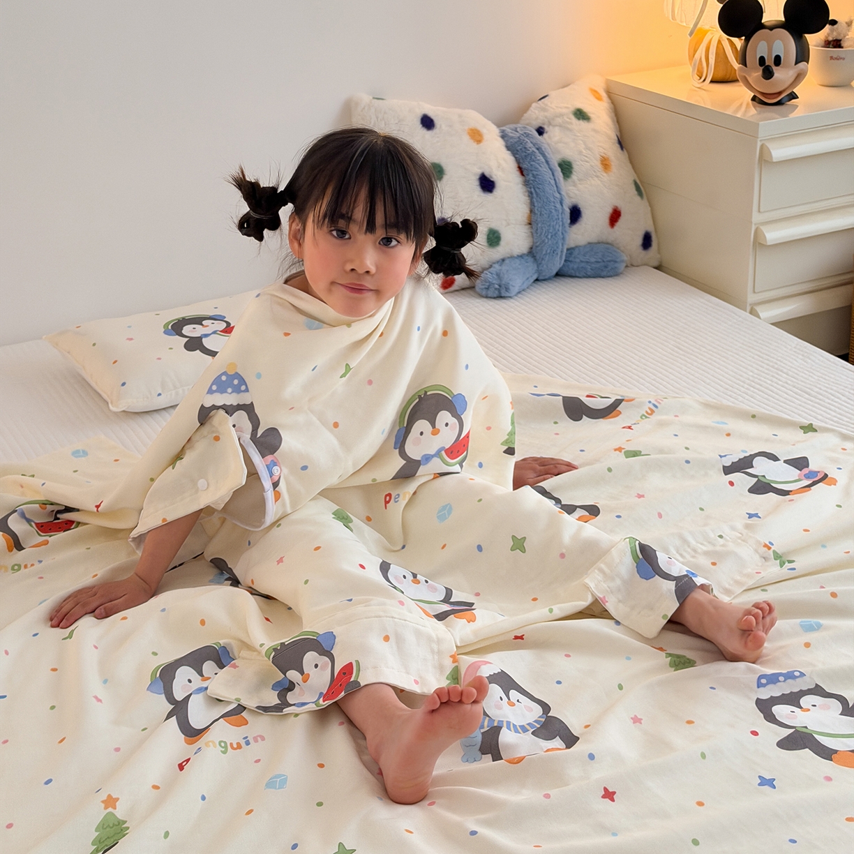 91家纺网 家纺一手货源 找家纺 嗨生活 2026新款全棉纱布护肚防踢睡袋多功能盖毯宝宝夏被 儿童夏被 儿童防踢被 波点企鹅