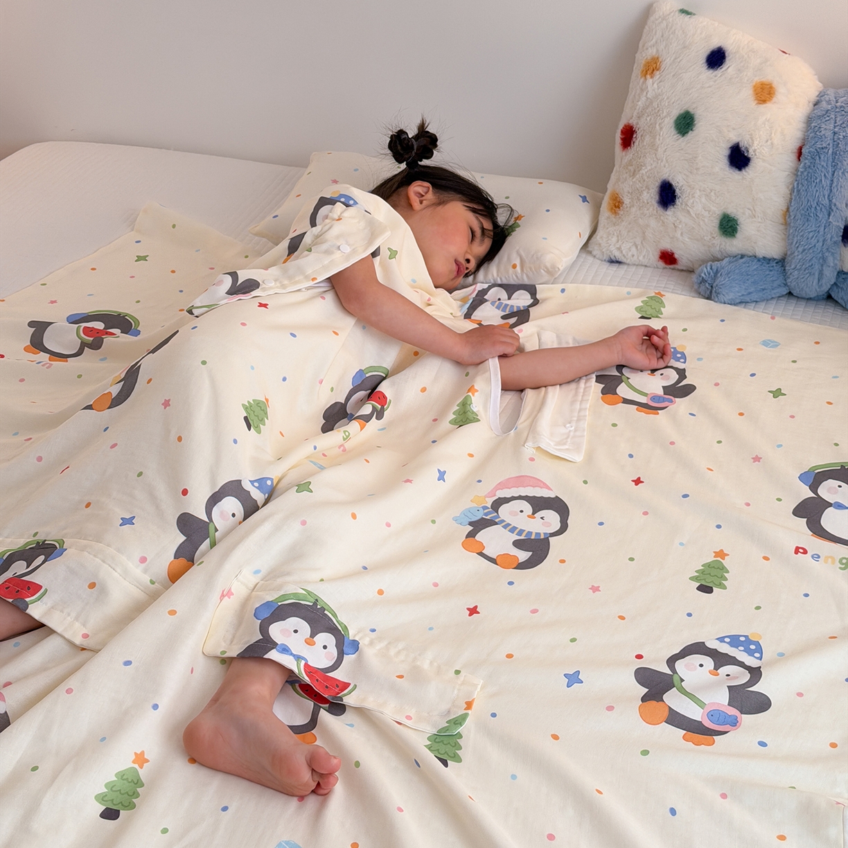 91家纺网 家纺一手货源 找家纺 嗨生活 2026新款全棉纱布护肚防踢睡袋多功能盖毯宝宝夏被 儿童夏被 儿童防踢被 波点企鹅
