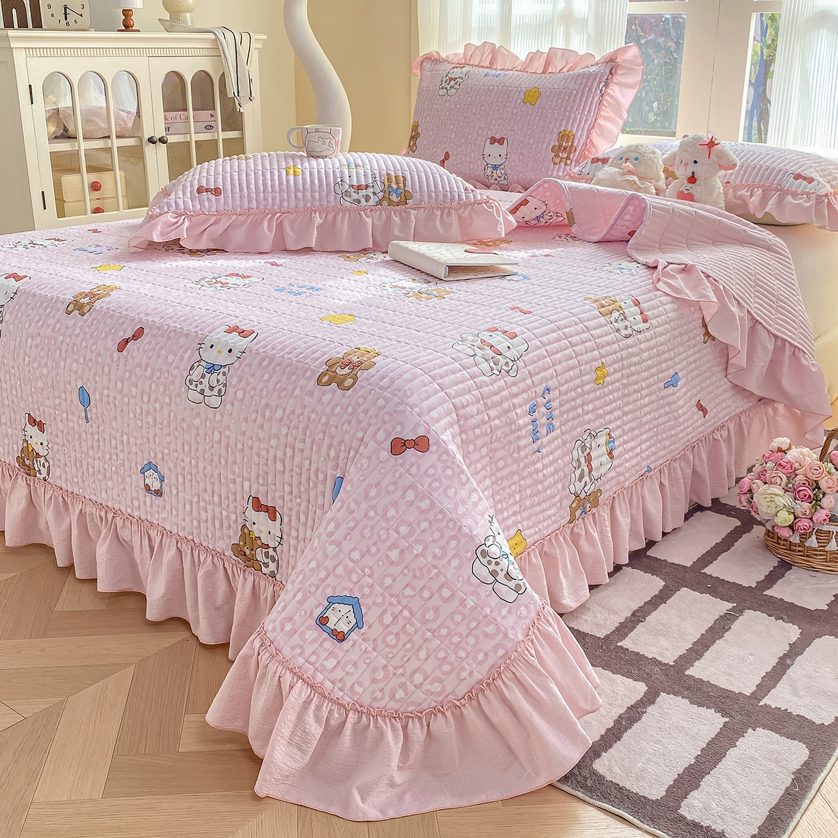 91家纺网 家纺一手货源 找家纺 眠势力 2026新款云感皱皱纱床盖四件套 哈喽猫咪