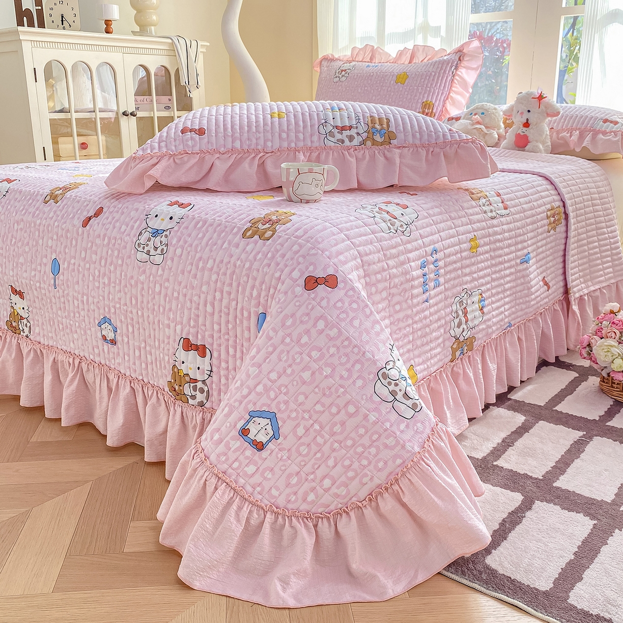 91家纺网 家纺一手货源 找家纺 眠势力 2026新款云感皱皱纱床盖四件套 哈喽猫咪