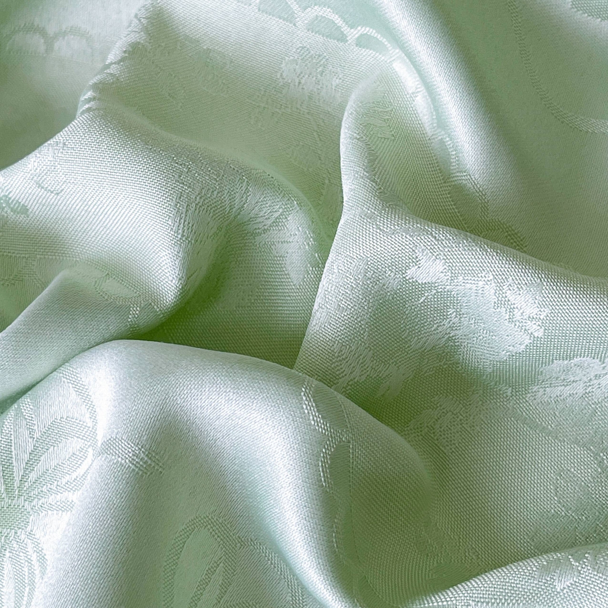 91家纺网 家纺一手货源 找家纺 大麦乐田 2026春夏新款贡缎提花花边双拼四件套 恬梦 奶油绿