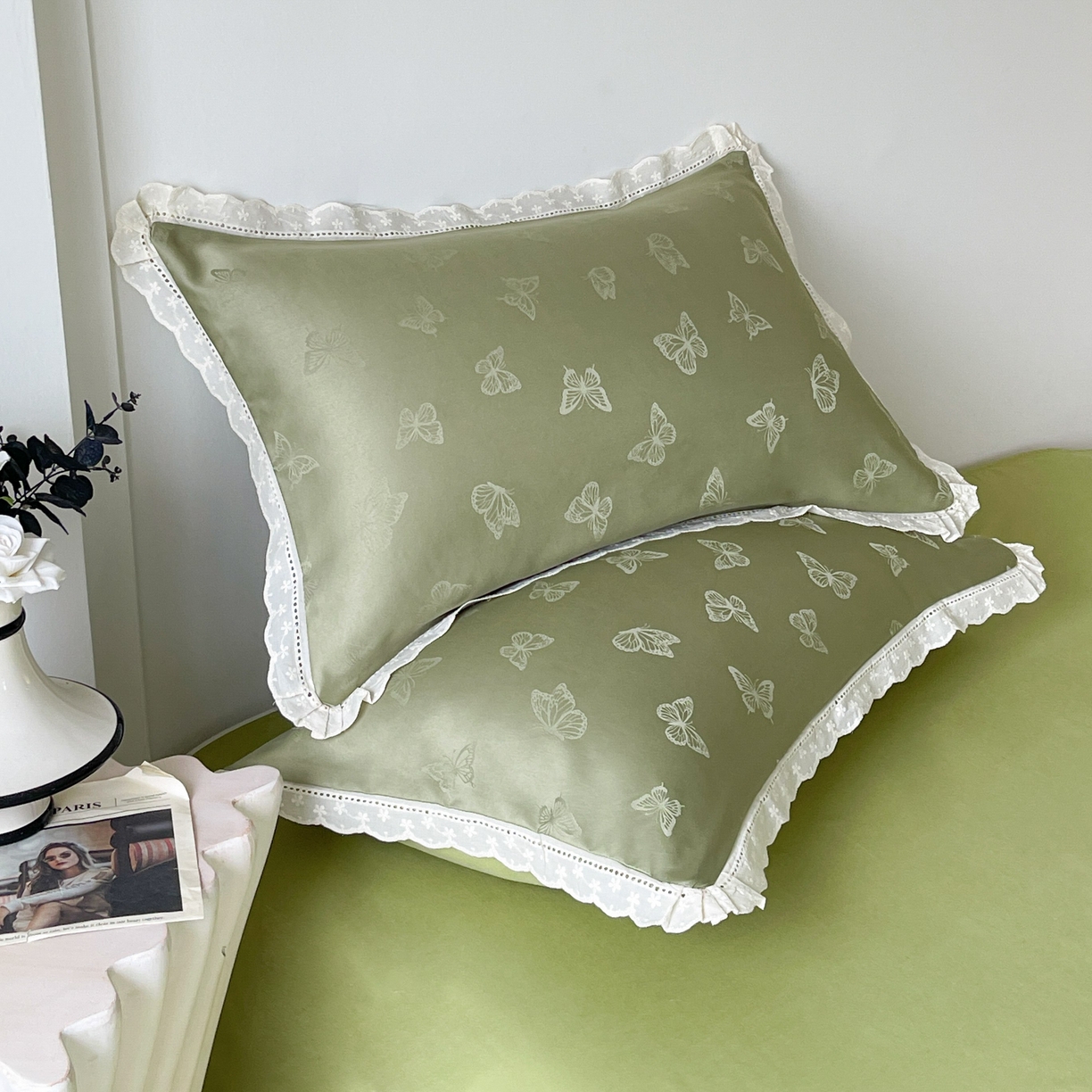 91家纺网 家纺一手货源 找家纺 大麦乐田 2026春夏新款贡缎提花花边双拼四件套 蝴蝶 抹茶绿