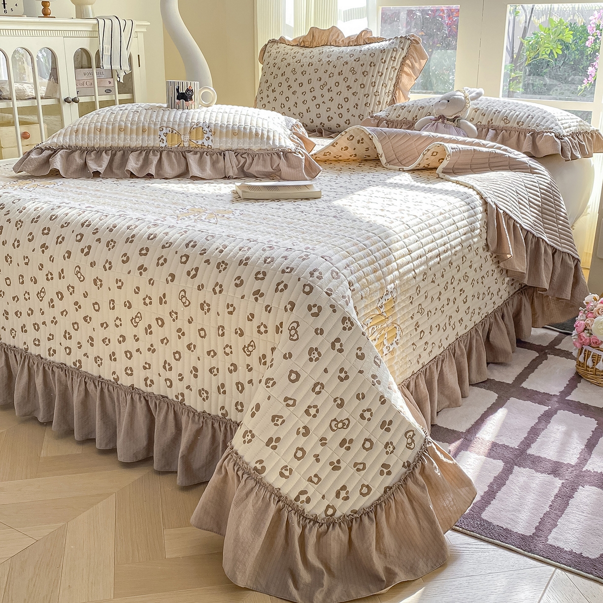 91家纺网 家纺一手货源 找家纺 眠势力 2026新款云感皱皱纱床盖四件套 金蝶逐影