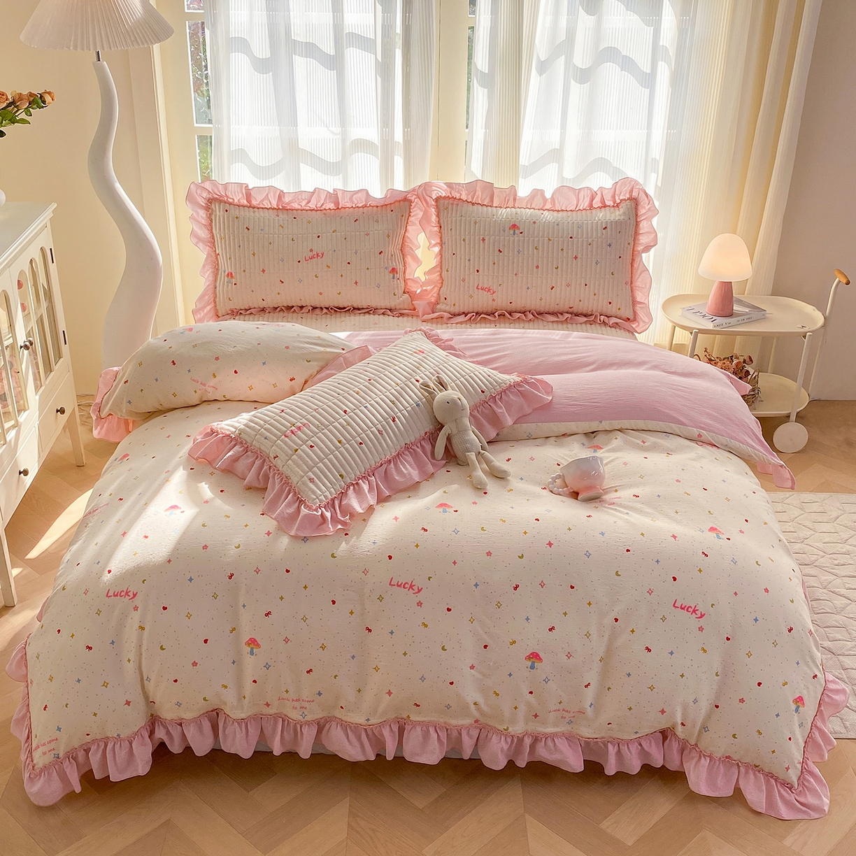 91家纺网 家纺一手货源 找家纺 眠势力 2026新款云感皱皱纱床盖四件套 星梦甜心