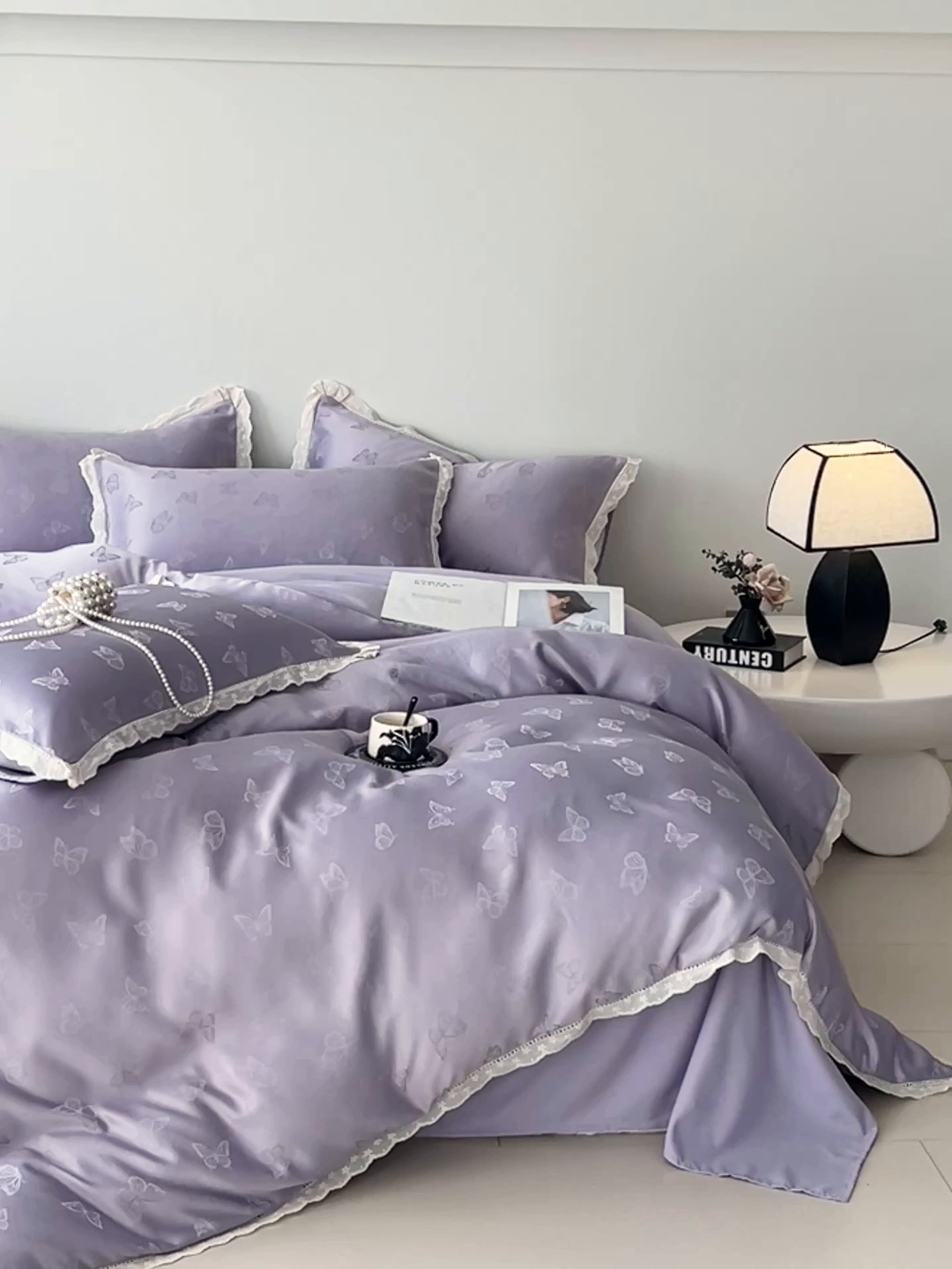 91家纺网 家纺一手货源 找家纺 大麦乐田 2026春夏新款贡缎提花花边双拼四件套 蝴蝶 初恋紫