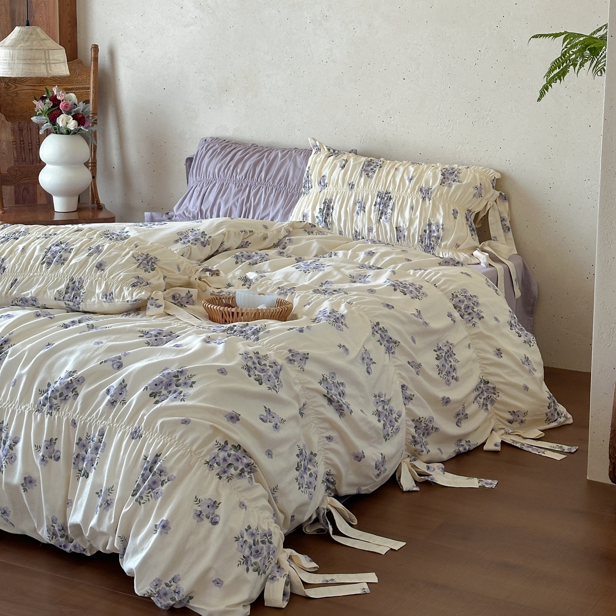 91家纺网 家纺一手货源 找家纺 觅糖家纺 2026春夏新款全棉纯棉法式轻奶油系列四件套 蕊英紫