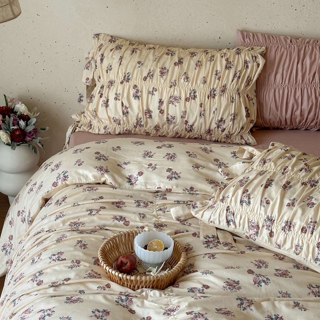 91家纺网 家纺一手货源 找家纺 觅糖家纺 2026春夏新款全棉纯棉法式轻奶油系列四件套 玫瑰心语