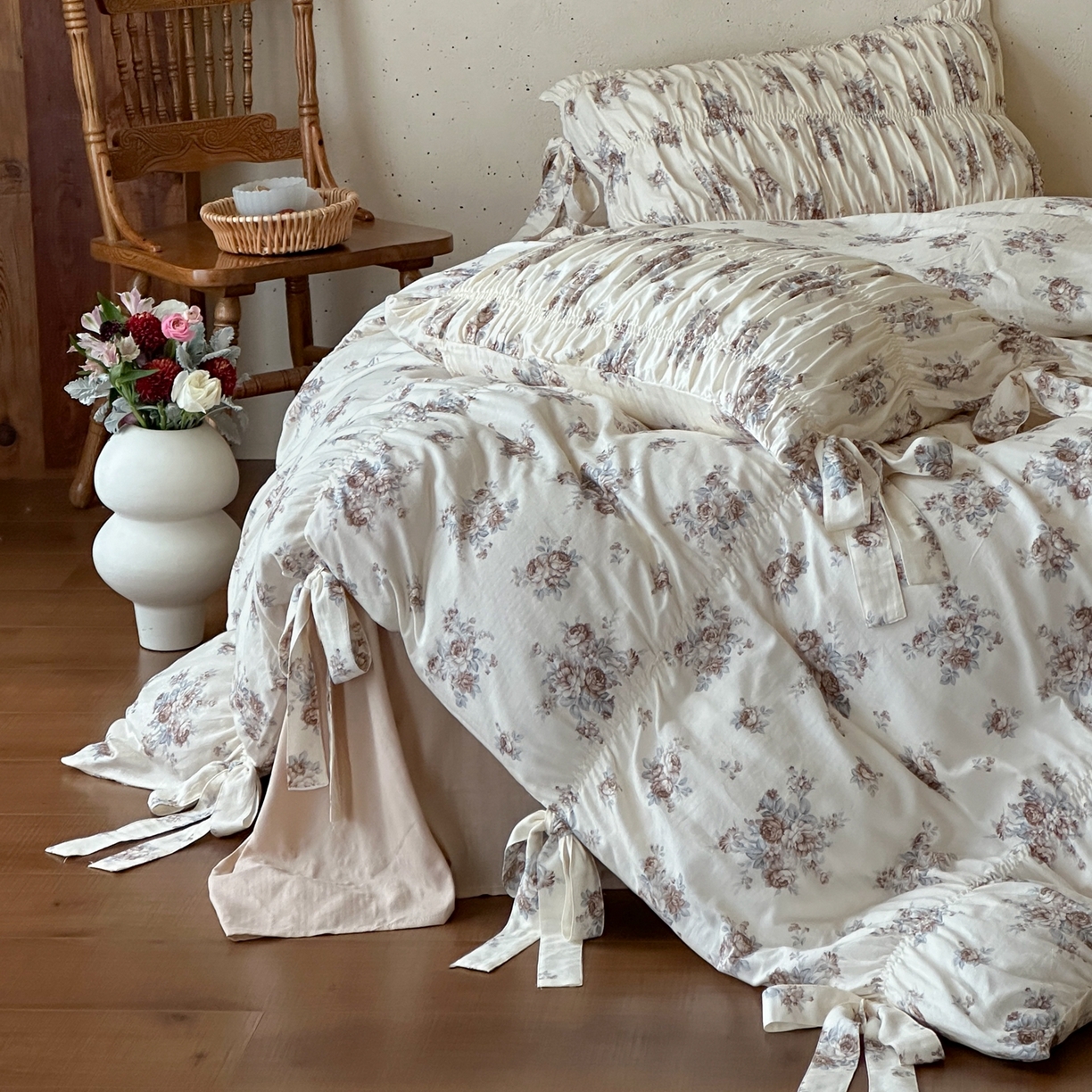 91家纺网 家纺一手货源 找家纺 觅糖家纺 2026春夏新款全棉纯棉法式轻奶油系列四件套 花韵咖