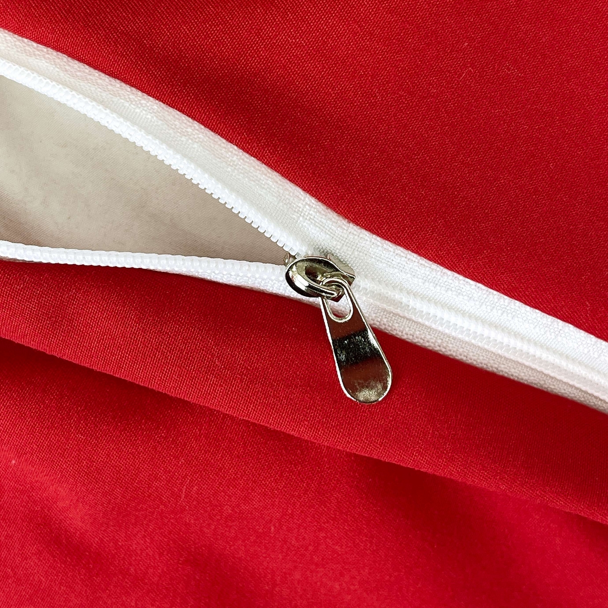 91家纺网 家纺一手货源 找家纺 大麦乐田 2026春夏新款贡缎提花大红四件套 蝴蝶   