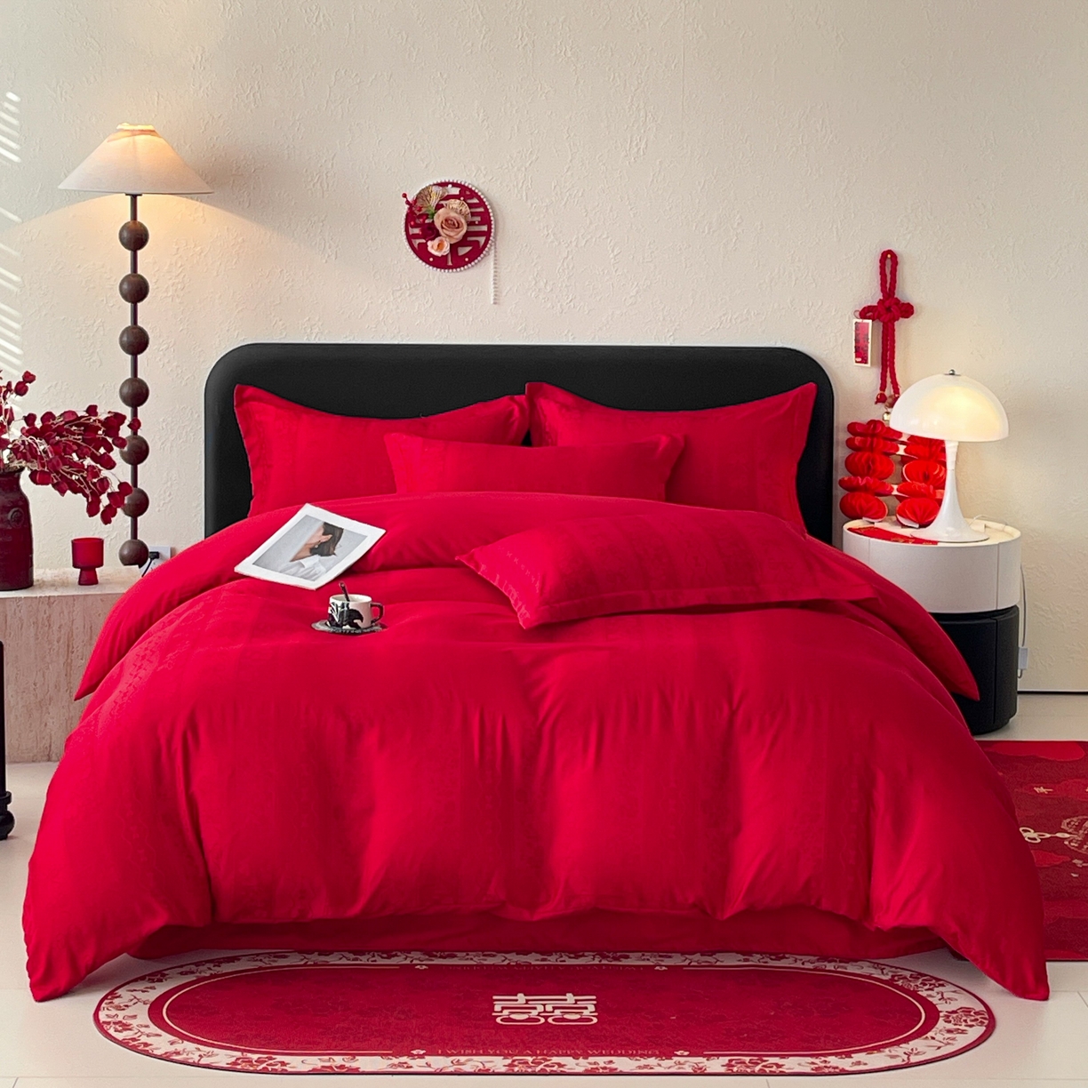 91家纺网 家纺一手货源 找家纺 大麦乐田 2026春夏新款贡缎提花大红四件套 恬梦