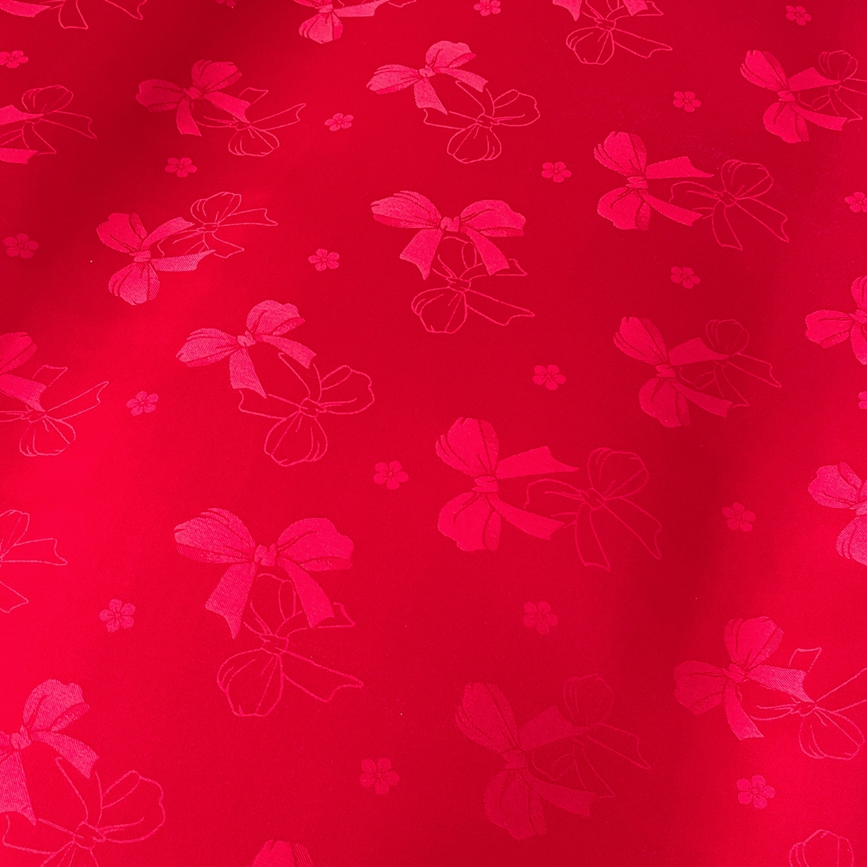 91家纺网 家纺一手货源 找家纺 大麦乐田 2026春夏新款贡缎提花大红四件套 领结