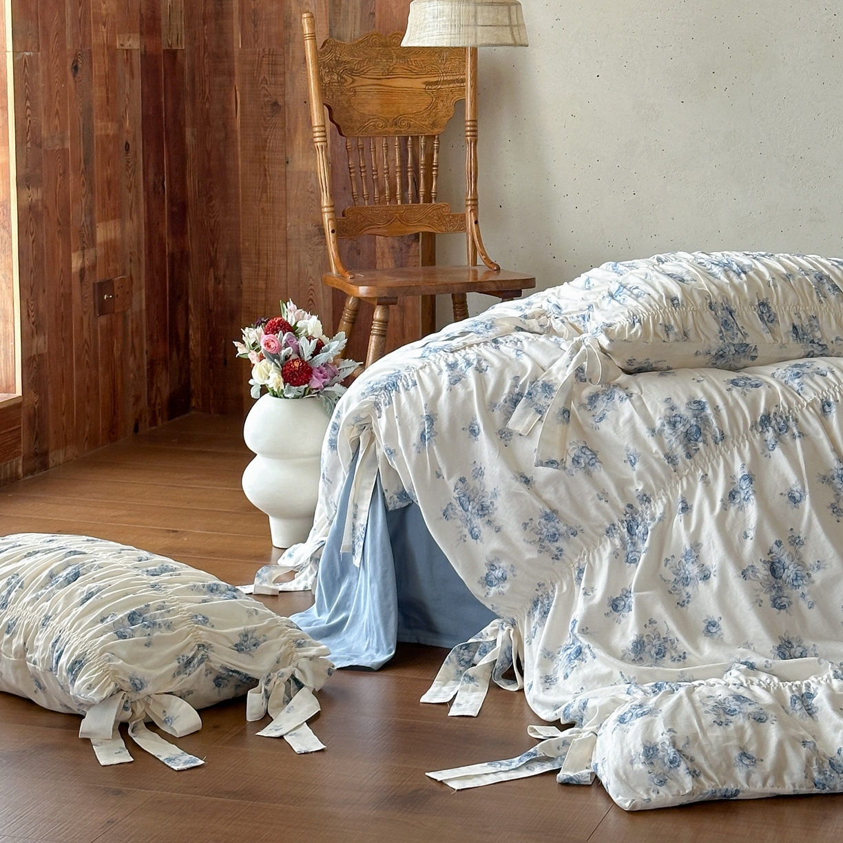 91家纺网 家纺一手货源 找家纺 觅糖家纺 2026春夏新款全棉纯棉法式轻奶油系列四件套 花韵蓝