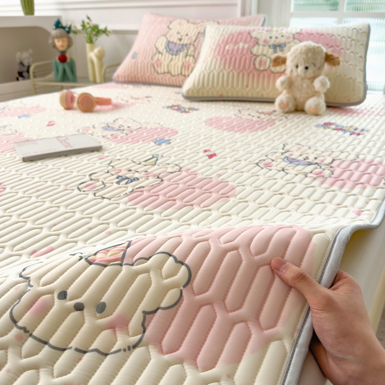 摩妮卡 2026新款数码大版小清新乳胶凉席床席款三件套-场景二 甜心小熊