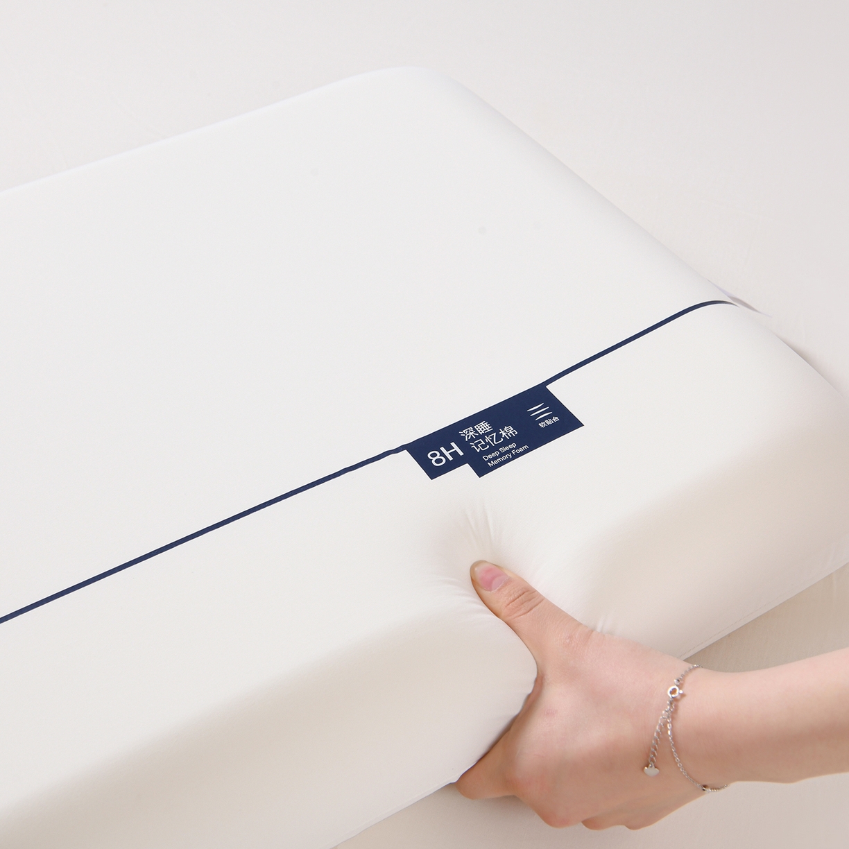 91家纺网 家纺一手货源 找家纺 优芯选 2026新款云朵护颈记忆枕枕头枕芯 云朵护颈记忆枕