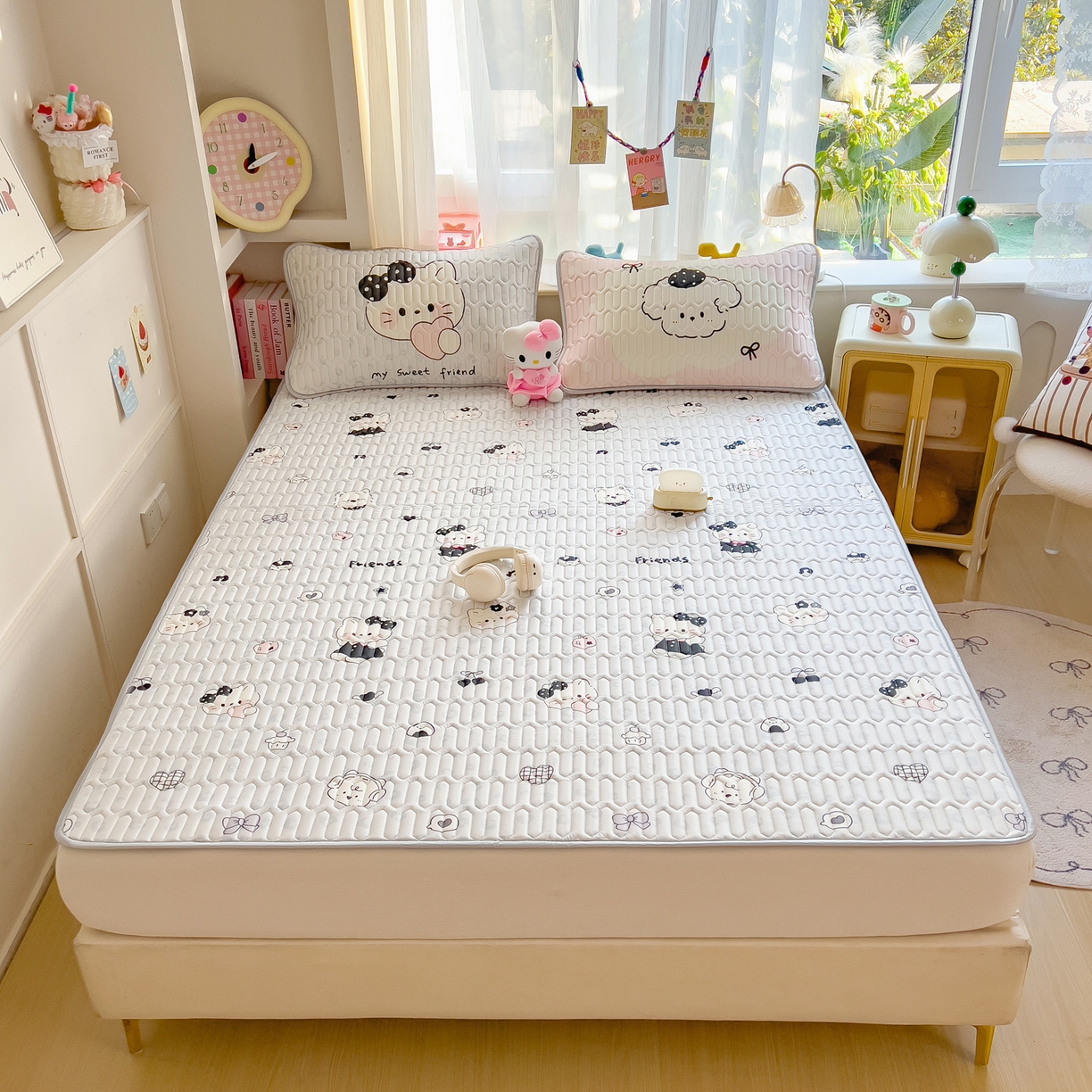 91家纺网 家纺一手货源 找家纺 摩妮卡 2026新款数码大版小清新乳胶凉席床席款三件套-场景二 温暖日常-蓝