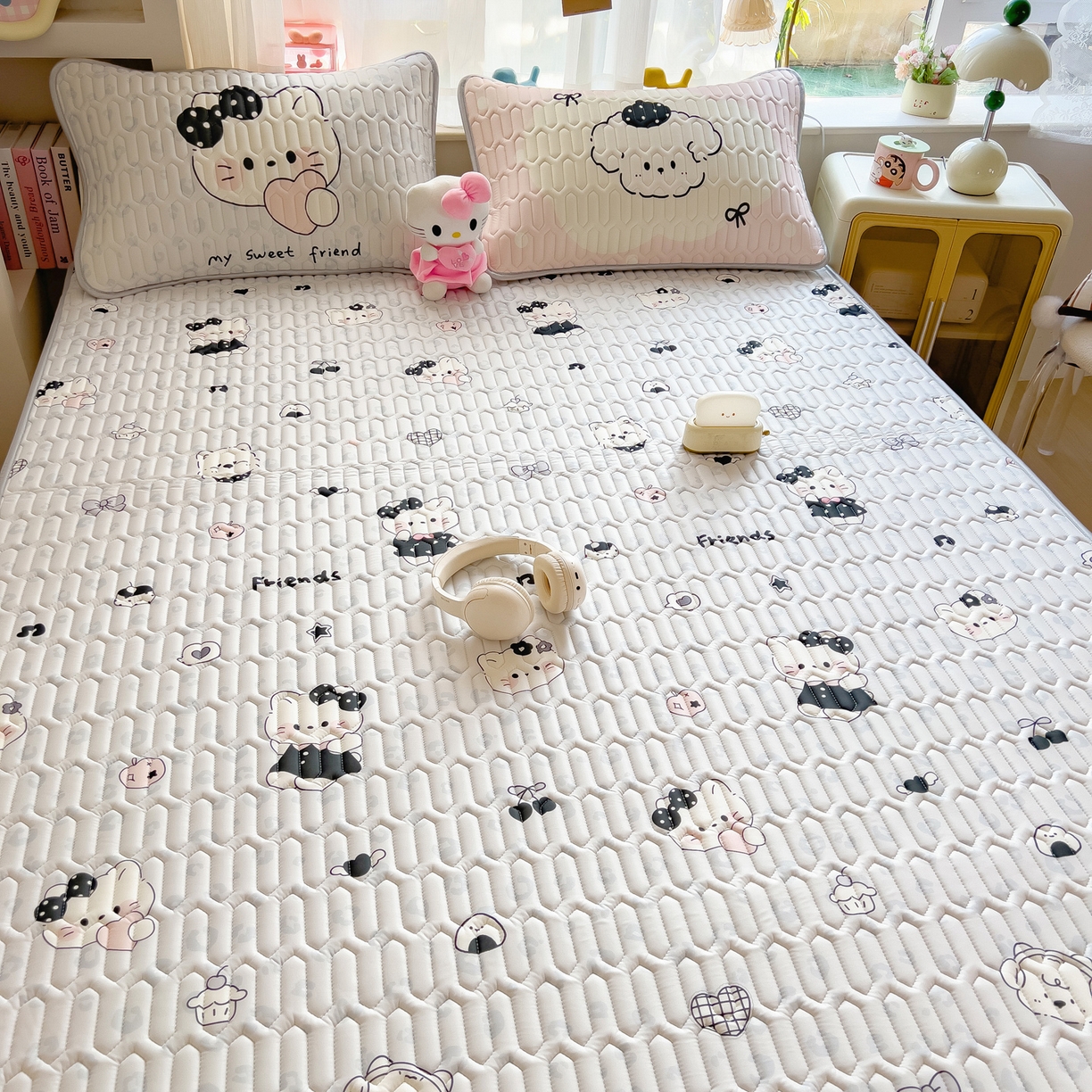 91家纺网 家纺一手货源 找家纺 摩妮卡 2026新款数码大版小清新乳胶凉席床席款三件套-场景二 温暖日常-蓝