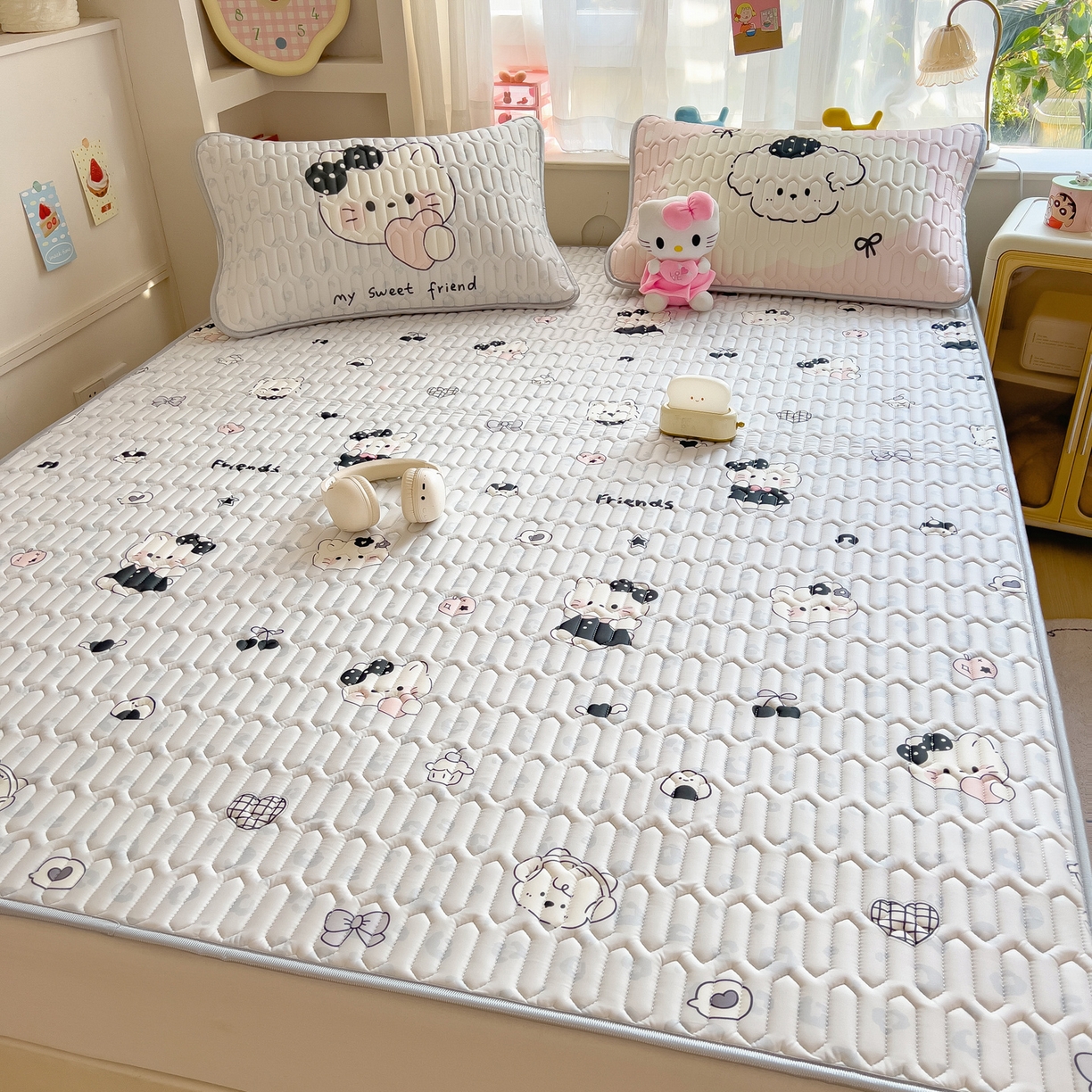 91家纺网 家纺一手货源 找家纺 摩妮卡 2026新款数码大版小清新乳胶凉席床席款三件套-场景二 温暖日常-蓝