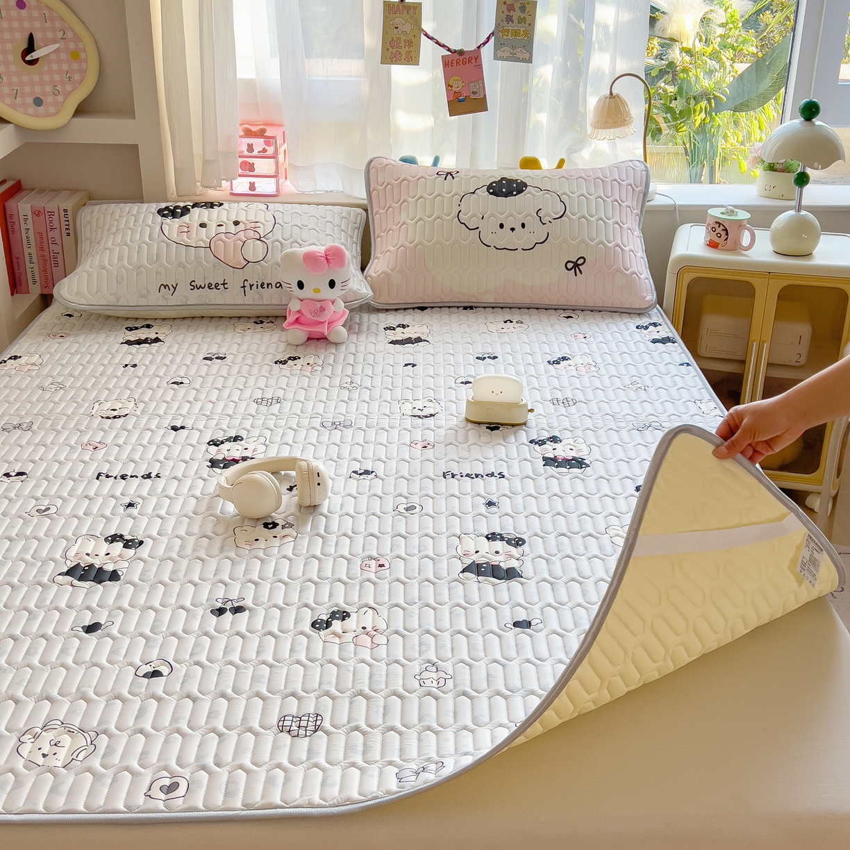 91家纺网 家纺一手货源 找家纺 摩妮卡 2026新款数码大版小清新乳胶凉席床席款三件套-场景二 温暖日常-蓝