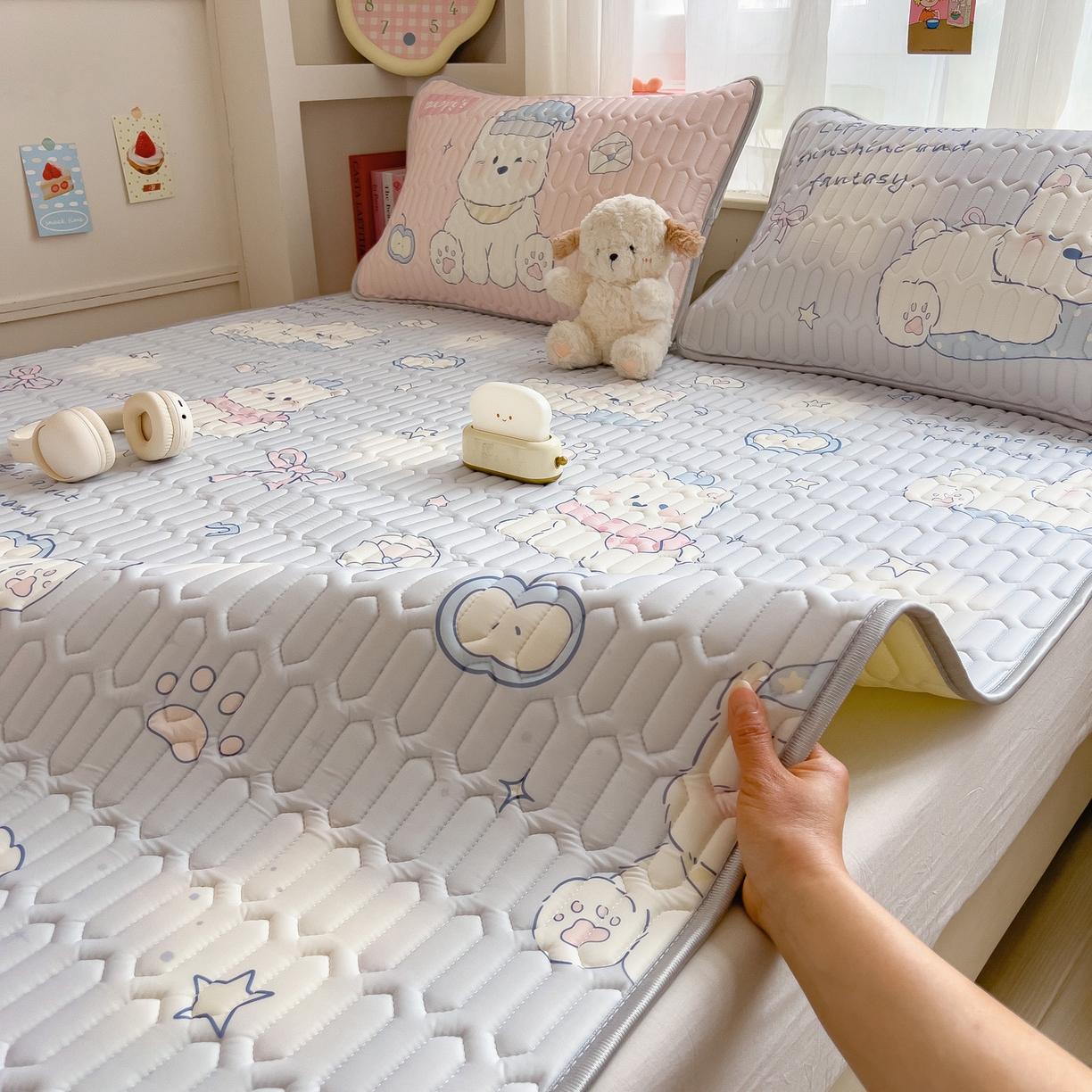 摩妮卡 2026新款数码大版小清新乳胶凉席床席款三件套-场景二 小犬晨昏状态