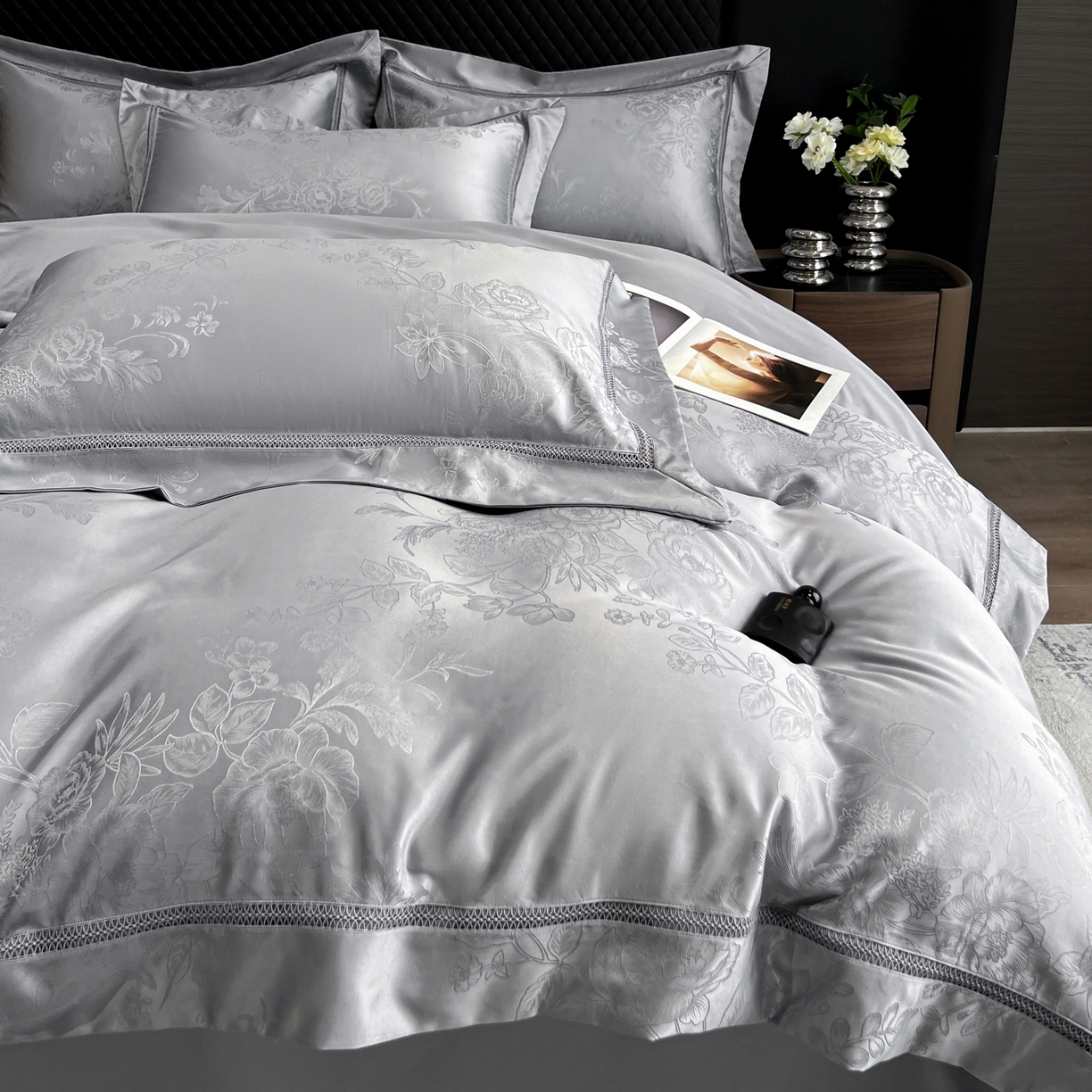 91家纺网 家纺一手货源 找家纺 （总）金牛座家纺 2026新款高精密大花位提花镂空花边床盖四件套-奥黛丽系列