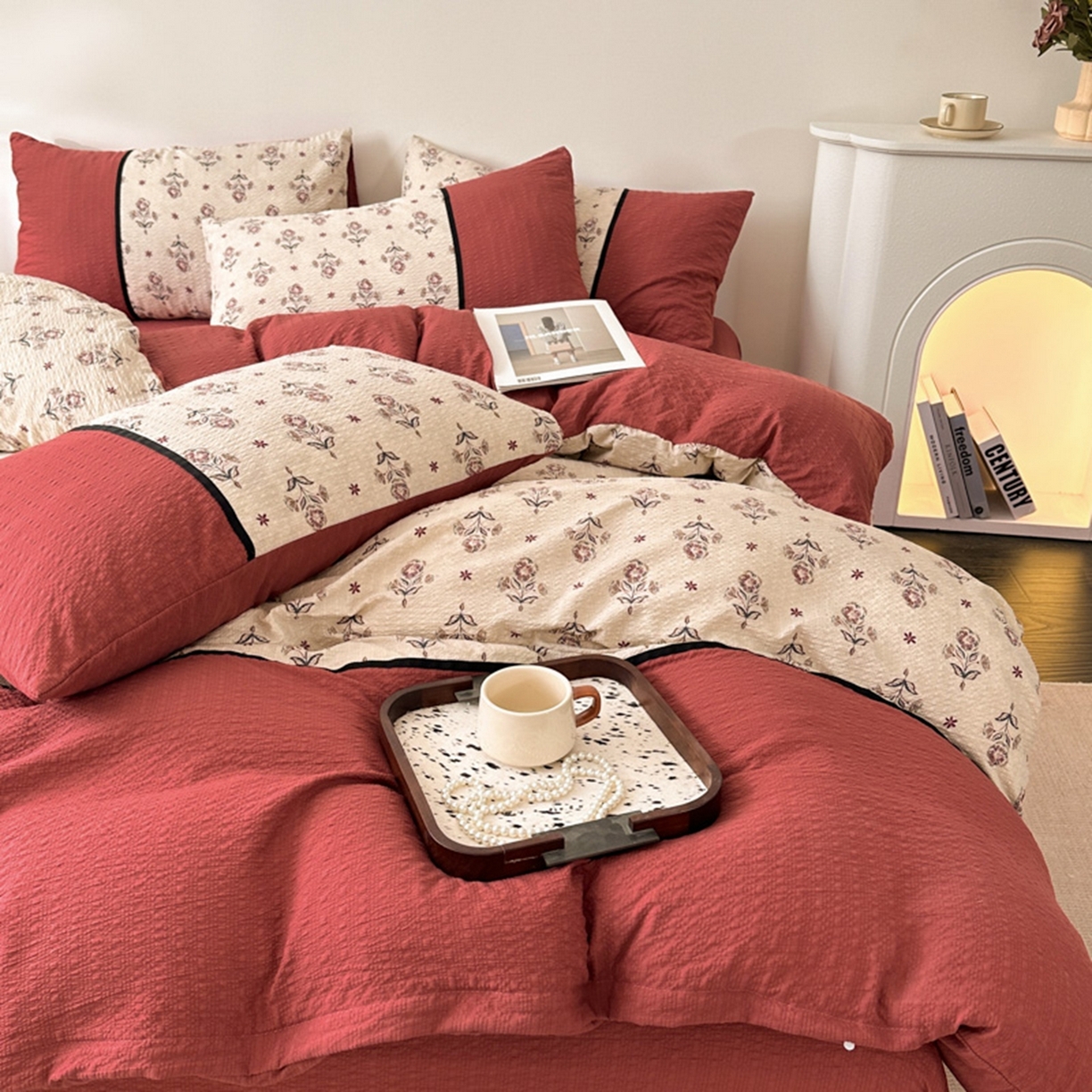 91家纺网 家纺一手货源 找家纺 铠畅家纺 2026春夏新品高克重拼接泡芙纱泡泡皱皱纱四件套 旧梦蔷薇