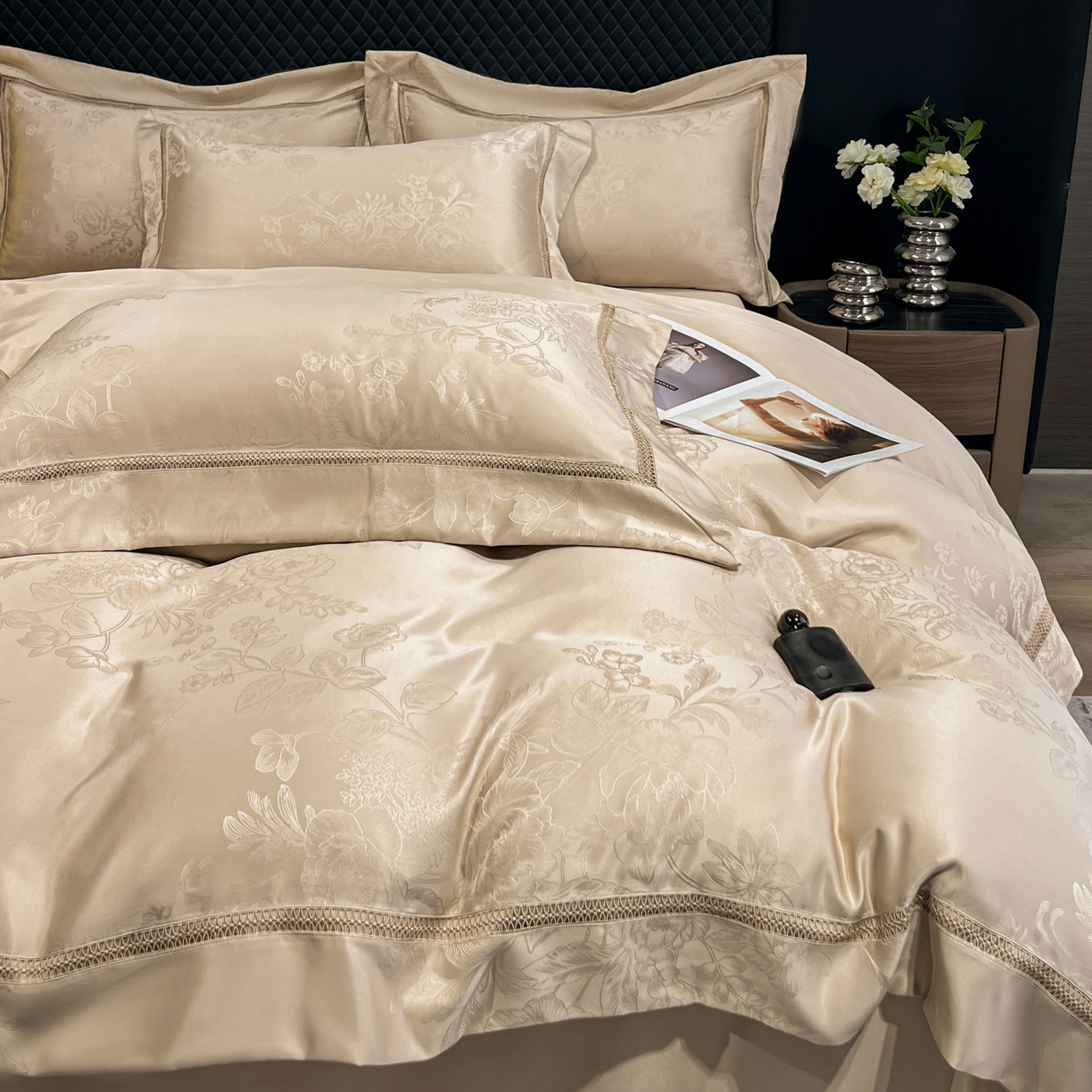 91家纺网 家纺一手货源 找家纺 金牛座家纺 2026新款高精密大花位提花镂空花边床盖四件套-奥黛丽系列 奥黛丽-香槟