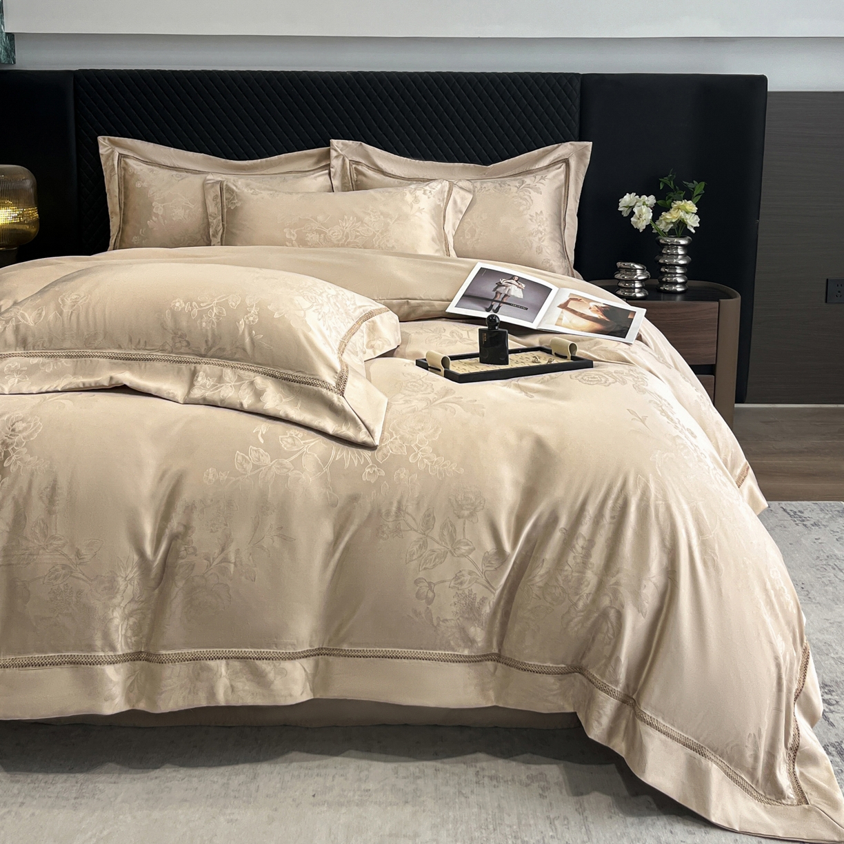 91家纺网 家纺一手货源 找家纺 金牛座家纺 2026新款高精密大花位提花镂空花边床盖四件套-奥黛丽系列 奥黛丽-香槟