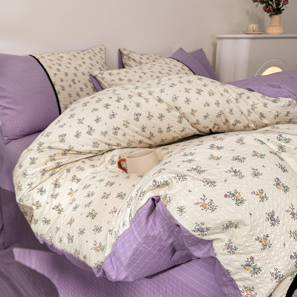 91家纺网 家纺一手货源 找家纺 铠畅家纺 2026春夏新品高克重拼接泡芙纱泡泡皱皱纱四件套 春日花信