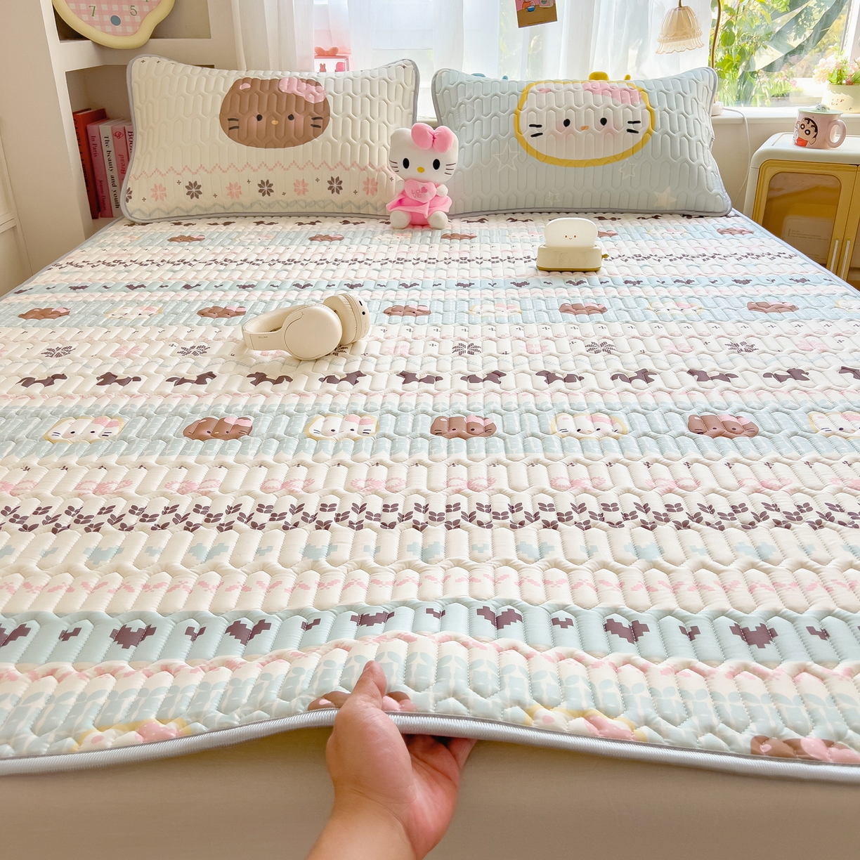 91家纺网 家纺一手货源 找家纺 摩妮卡 2026新款数码大版小清新乳胶凉席床席款三件套-场景二 友谊记忆片