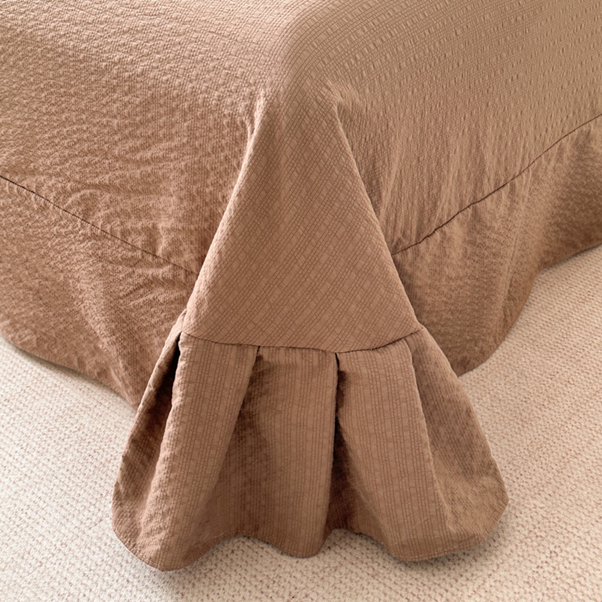 91家纺网 家纺一手货源 找家纺 铠畅家纺 2026春夏新品高克重拼接泡芙纱泡泡皱皱纱四件套 花蝶梦