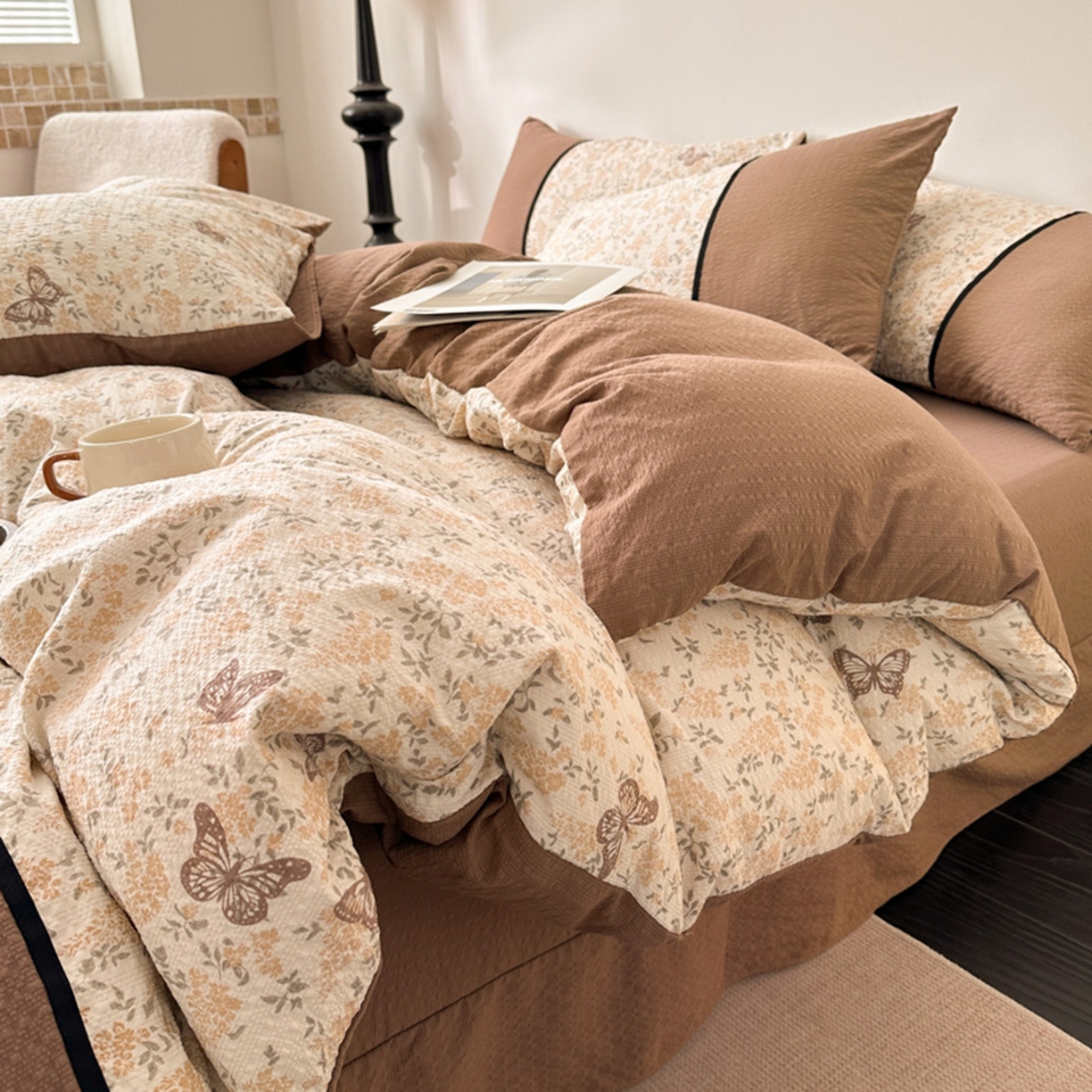 91家纺网 家纺一手货源 找家纺 铠畅家纺 2026春夏新品高克重拼接泡芙纱泡泡皱皱纱四件套 花蝶梦