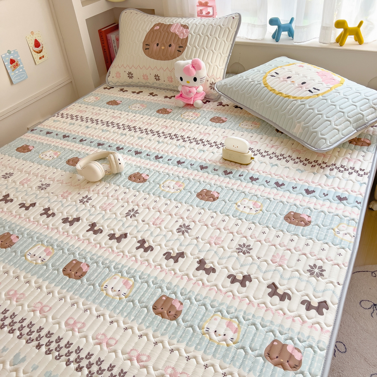 91家纺网 家纺一手货源 找家纺 摩妮卡 2026新款数码大版小清新乳胶凉席床席款三件套-场景二 友谊记忆片