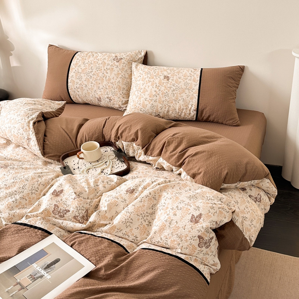 91家纺网 家纺一手货源 找家纺 铠畅家纺 2026春夏新品高克重拼接泡芙纱泡泡皱皱纱四件套 花蝶梦