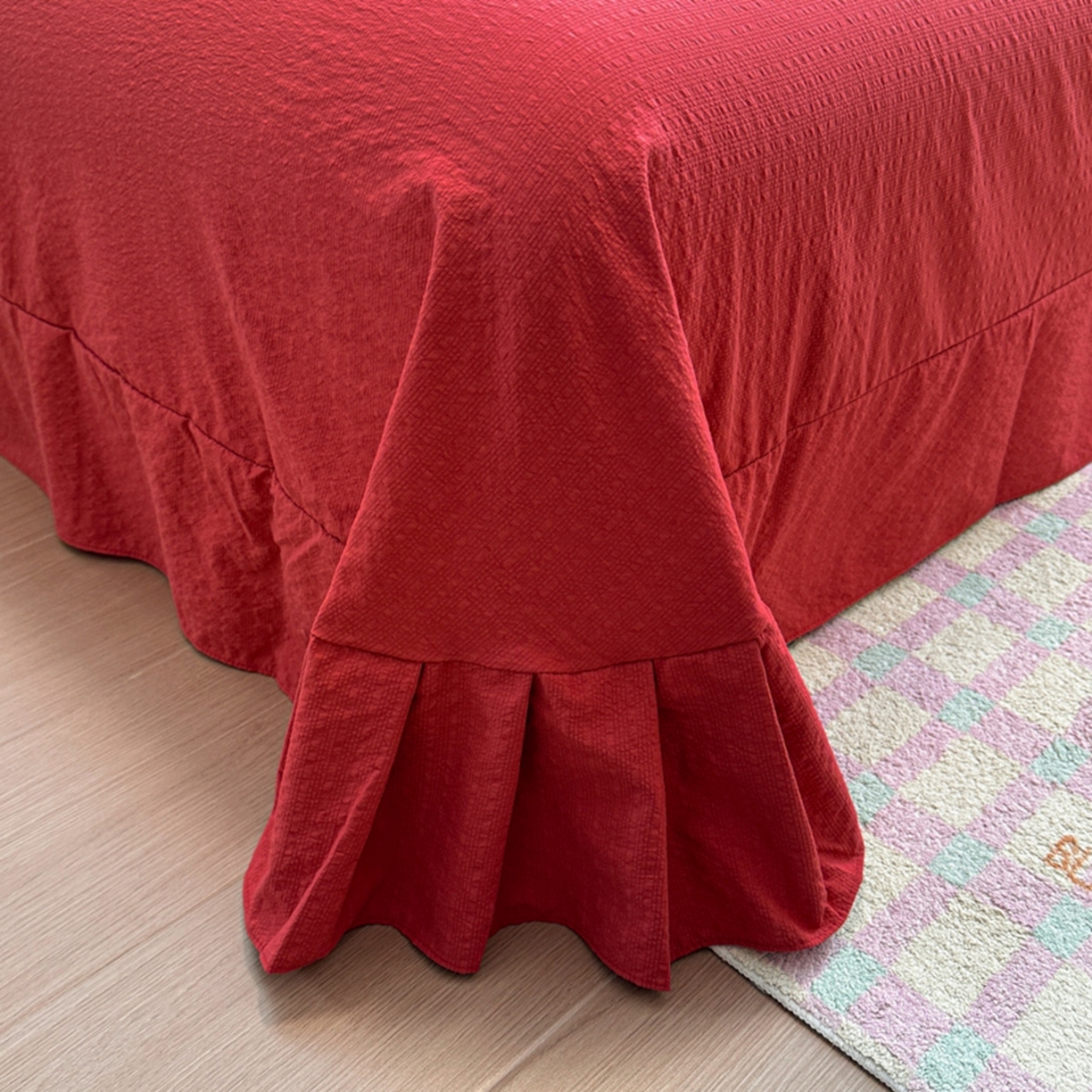 91家纺网 家纺一手货源 找家纺 铠畅家纺 2026春夏新品高克重拼接泡芙纱泡泡皱皱纱四件套 悸动