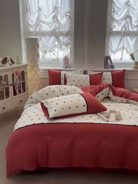 91家纺网 家纺一手货源 找家纺 铠畅家纺 2026春夏新品高克重拼接泡芙纱泡泡皱皱纱四件套 悸动