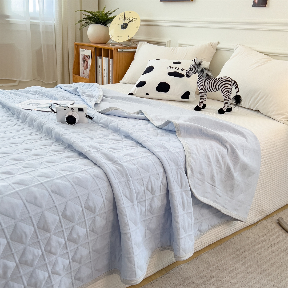 91家纺网 家纺一手货源 找家纺 云恋家纺 2026新款空气提花全棉盖毯夏被毯子 菱形格-浅蓝