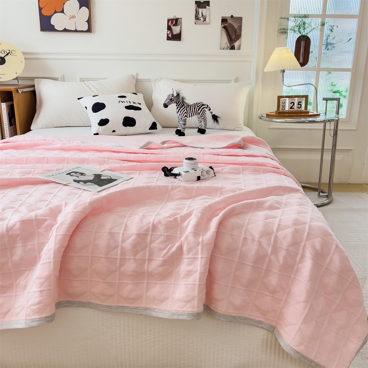 91家纺网 家纺一手货源 找家纺 云恋家纺 2026新款空气提花全棉盖毯夏被毯子 菱形格-粉玉