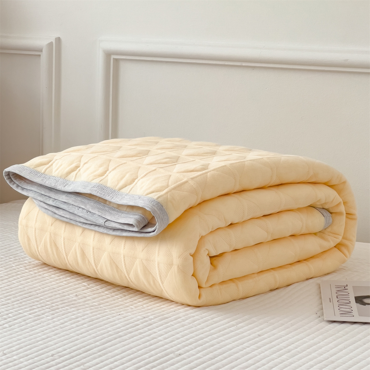 91家纺网 家纺一手货源 找家纺 云恋家纺 2026新款空气提花全棉盖毯夏被毯子 菱形格-奶黄