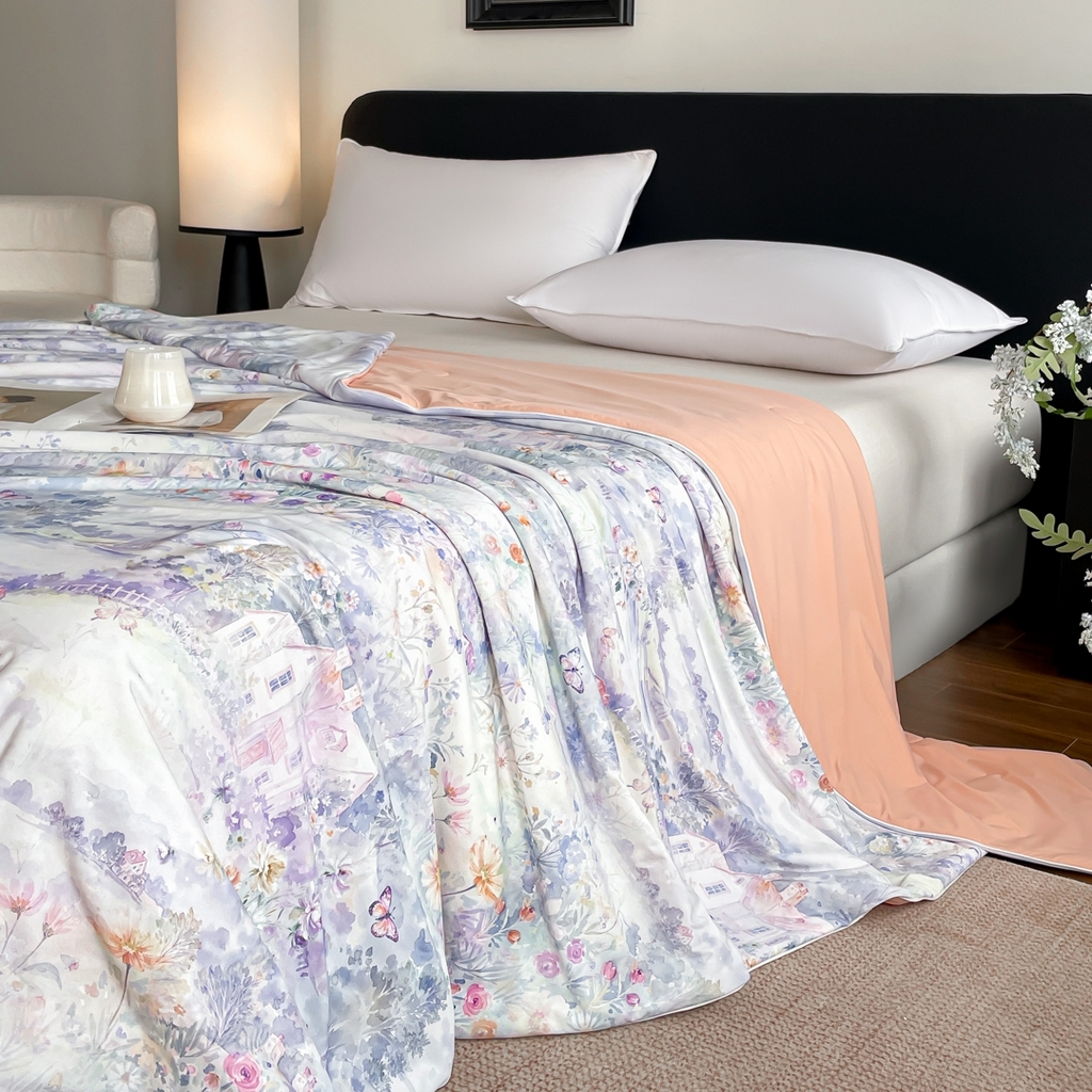 91家纺网 家纺一手货源 找家纺 名兮家居 2026新款印花款锦氨凉感丝夏被空调被夏凉被 世外桃源