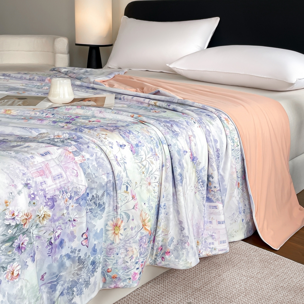 91家纺网 家纺一手货源 找家纺 名兮家居 2026新款印花款锦氨凉感丝夏被空调被夏凉被 世外桃源