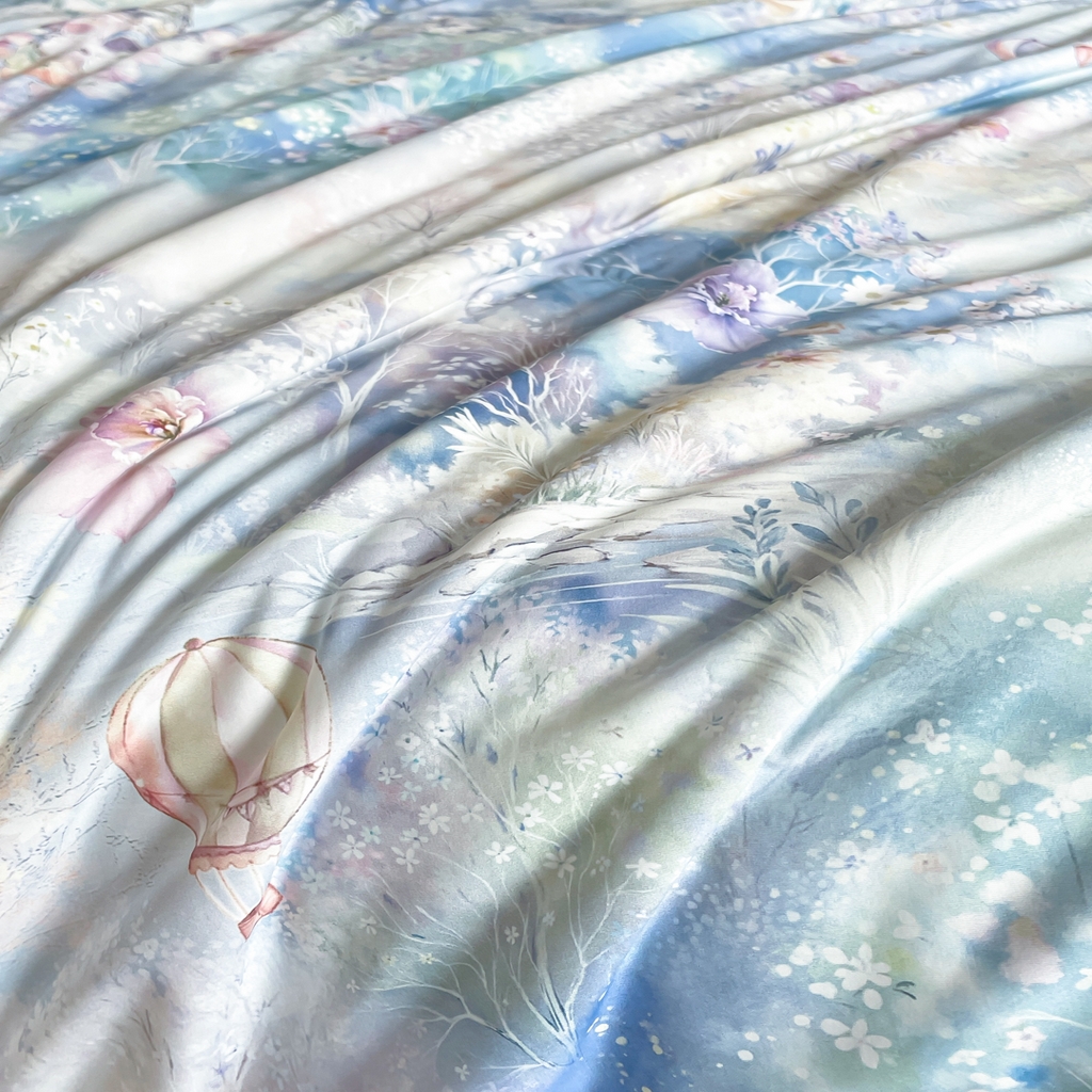 91家纺网 家纺一手货源 找家纺 名兮家居 2026新款印花款锦氨凉感丝夏被空调被夏凉被 花园兔-蓝