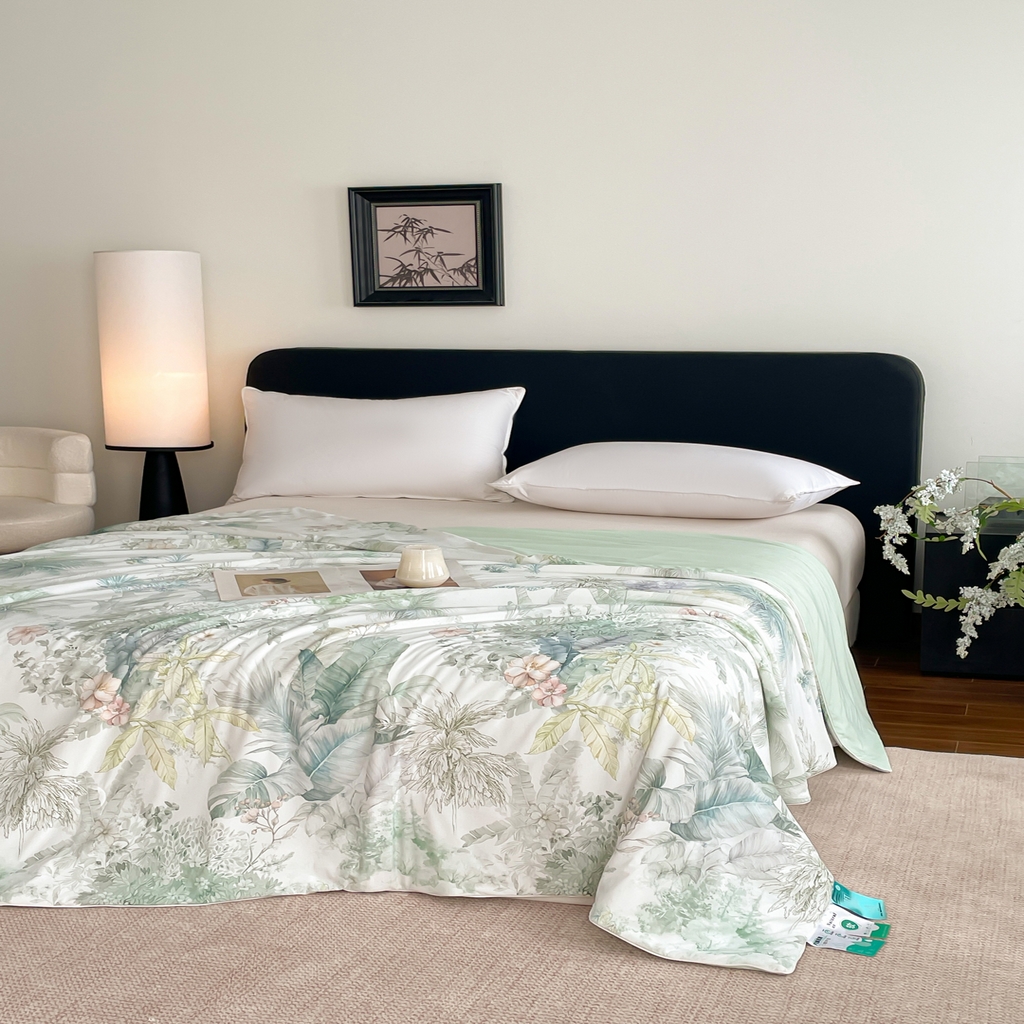 91家纺网 家纺一手货源 找家纺 名兮家居 2026新款印花款锦氨凉感丝夏被空调被夏凉被 亚热带