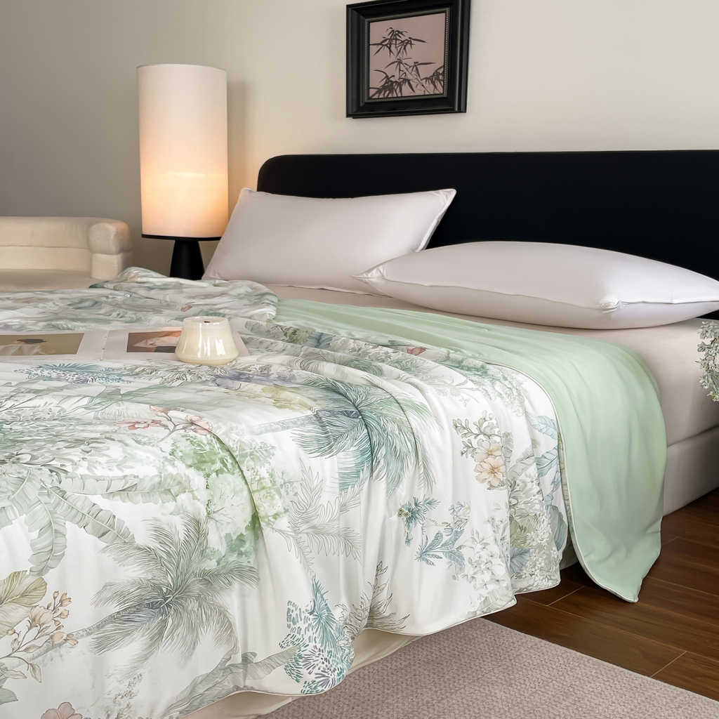 91家纺网 家纺一手货源 找家纺 名兮家居 2026新款印花款锦氨凉感丝夏被空调被夏凉被 亚热带