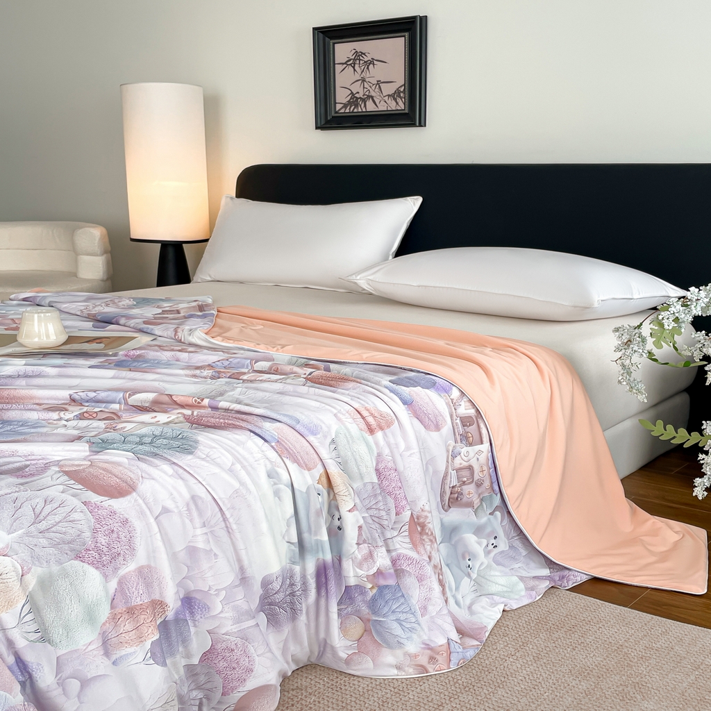 91家纺网 家纺一手货源 找家纺 名兮家居 2026新款印花款锦氨凉感丝夏被空调被夏凉被 小熊乐园