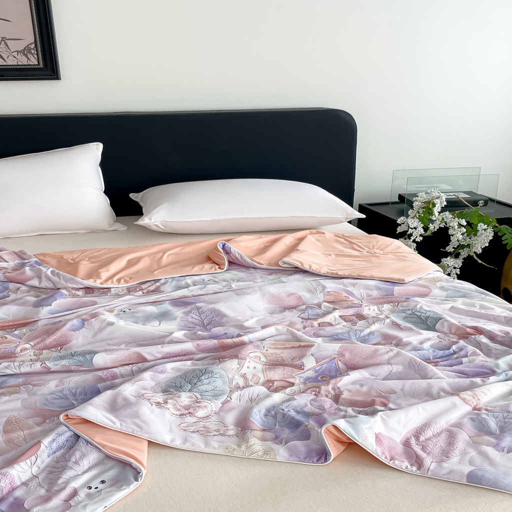 91家纺网 家纺一手货源 找家纺 名兮家居 2026新款印花款锦氨凉感丝夏被空调被夏凉被 小熊乐园