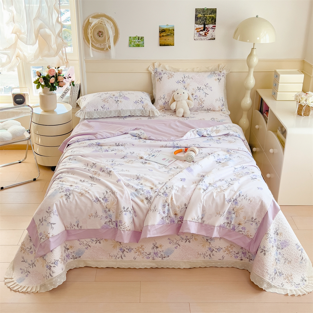 91家纺网 家纺一手货源 找家纺 （总）叠派家纺 2026新款A类印花慕丝绵花边款床盖系列（抽空压缩可供跨境）提供买家秀